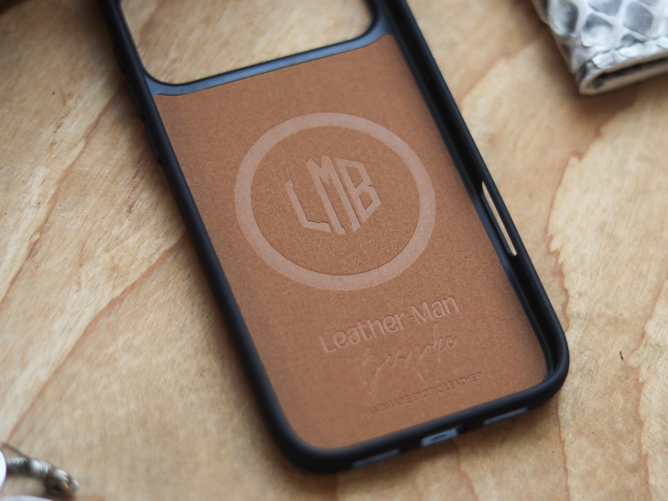 NATURAL COLOR PYTHON SKIN MAGSAFE CASE