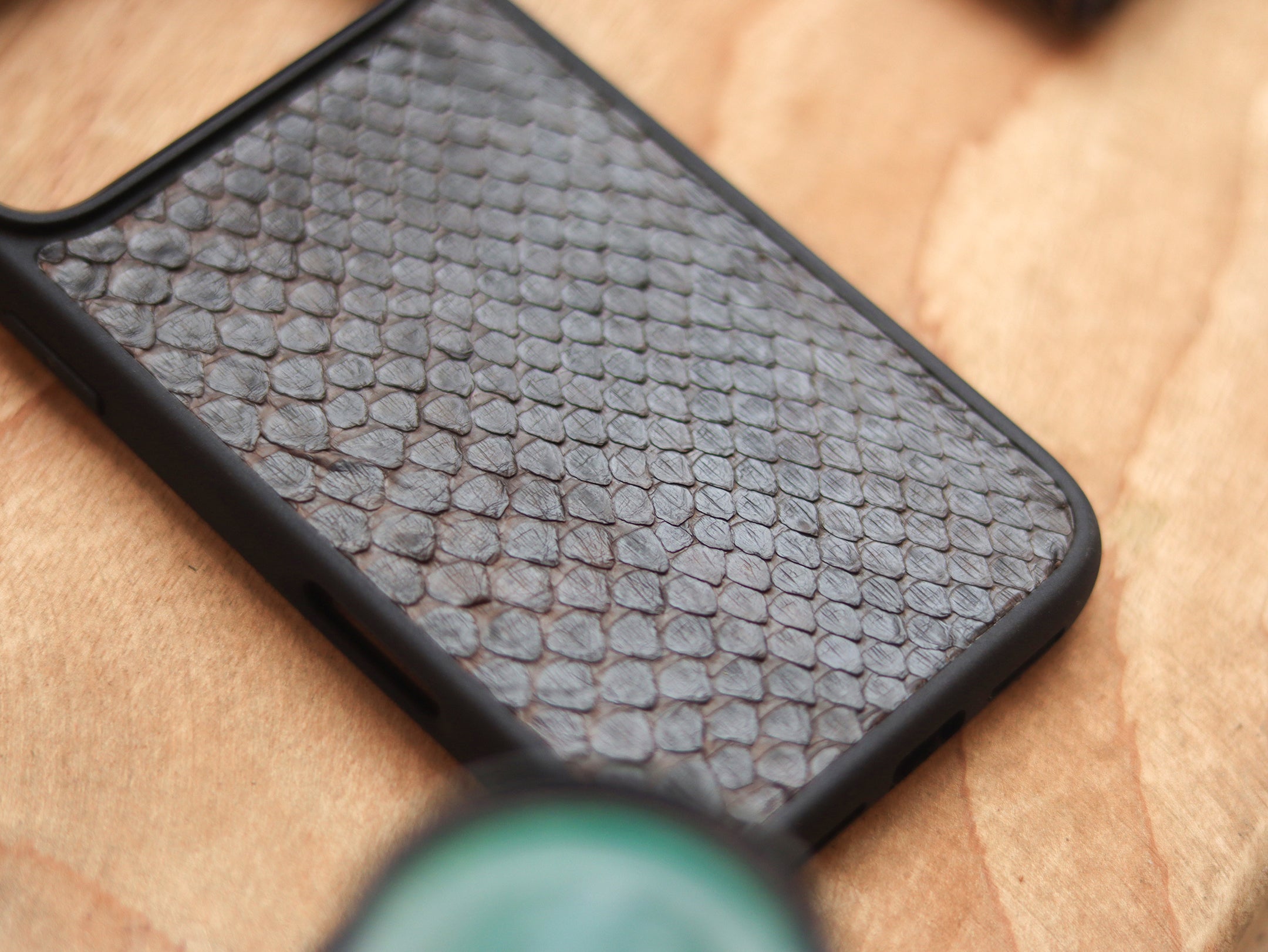 PECAN BROWN PYTHON SKIN MAGSAFE CASE
