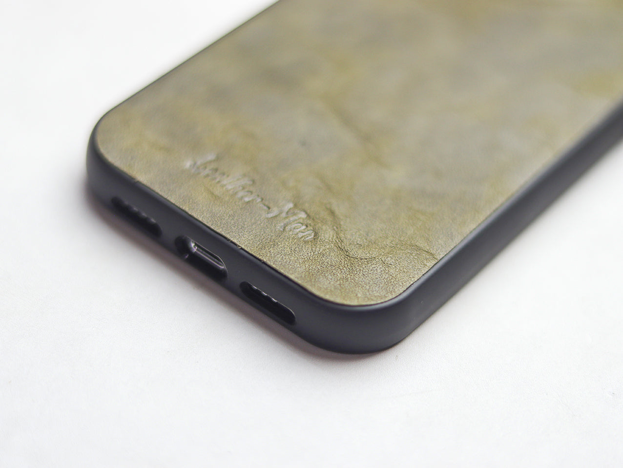 SEAWEED GREEN LEATHER CLASSIC PHONE CASE