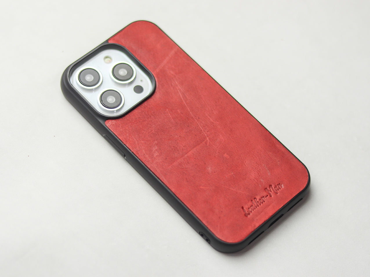 PRISMATIC RED LEATHER CLASSIC PHONE CASE