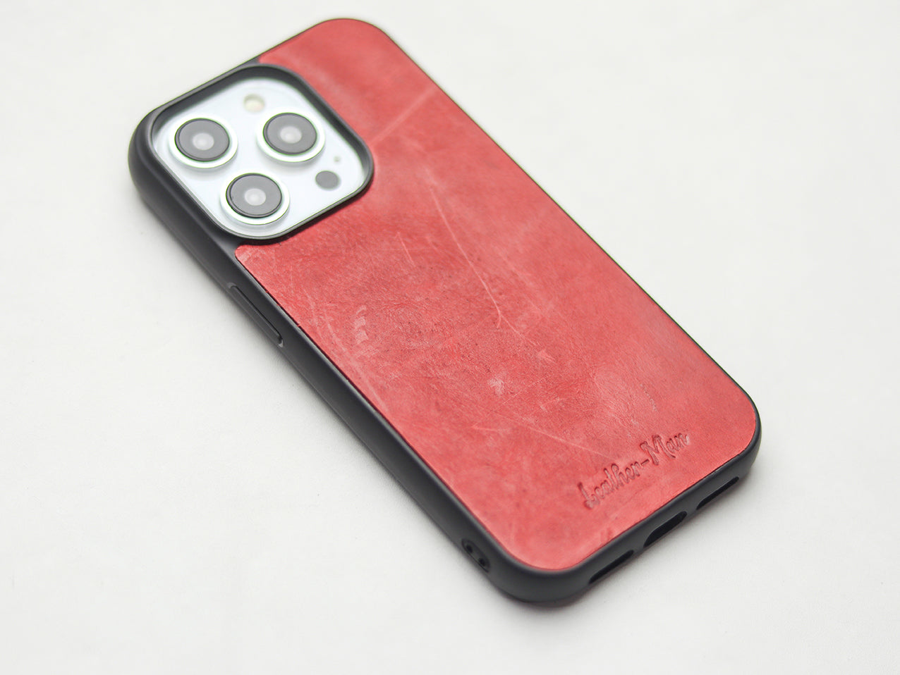 PRISMATIC RED LEATHER CLASSIC PHONE CASE
