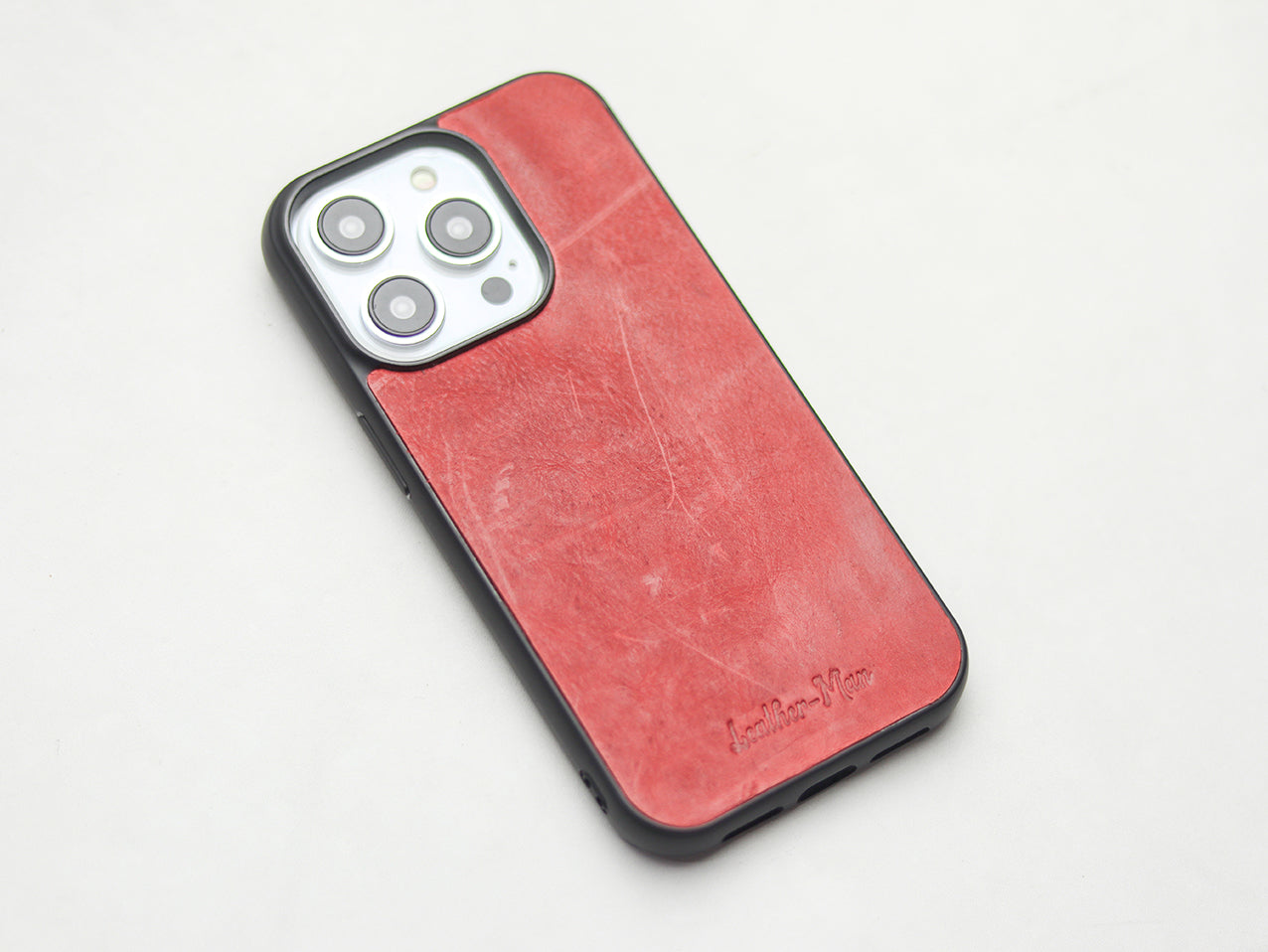 PRISMATIC RED LEATHER CLASSIC PHONE CASE