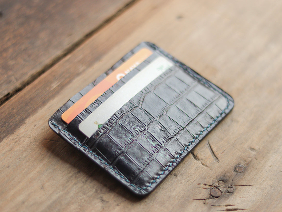 "MINIMAL CLASSIC" BLUE CROCO LEATHER