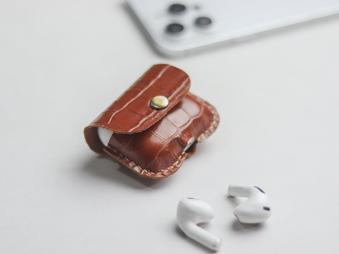 AIRPODS CLASSIC LEATHER CASE MUSTARD CROCO