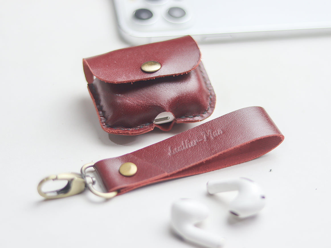 AIRPODS CLASSIC LEATHER CASE GARNET BURGUNDY