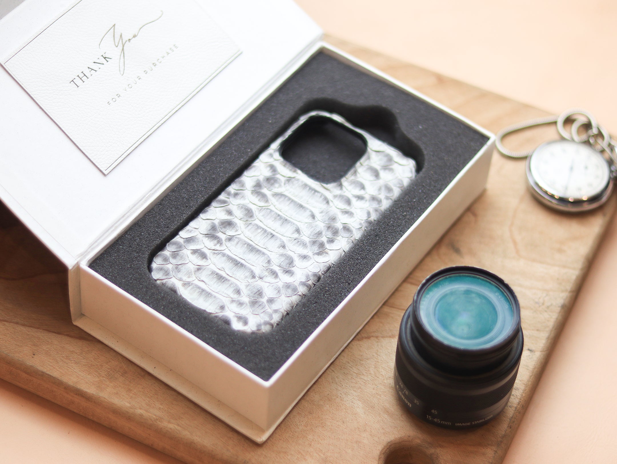 NATURAL PYTHON SKIN 360° MAGSAFE CASE