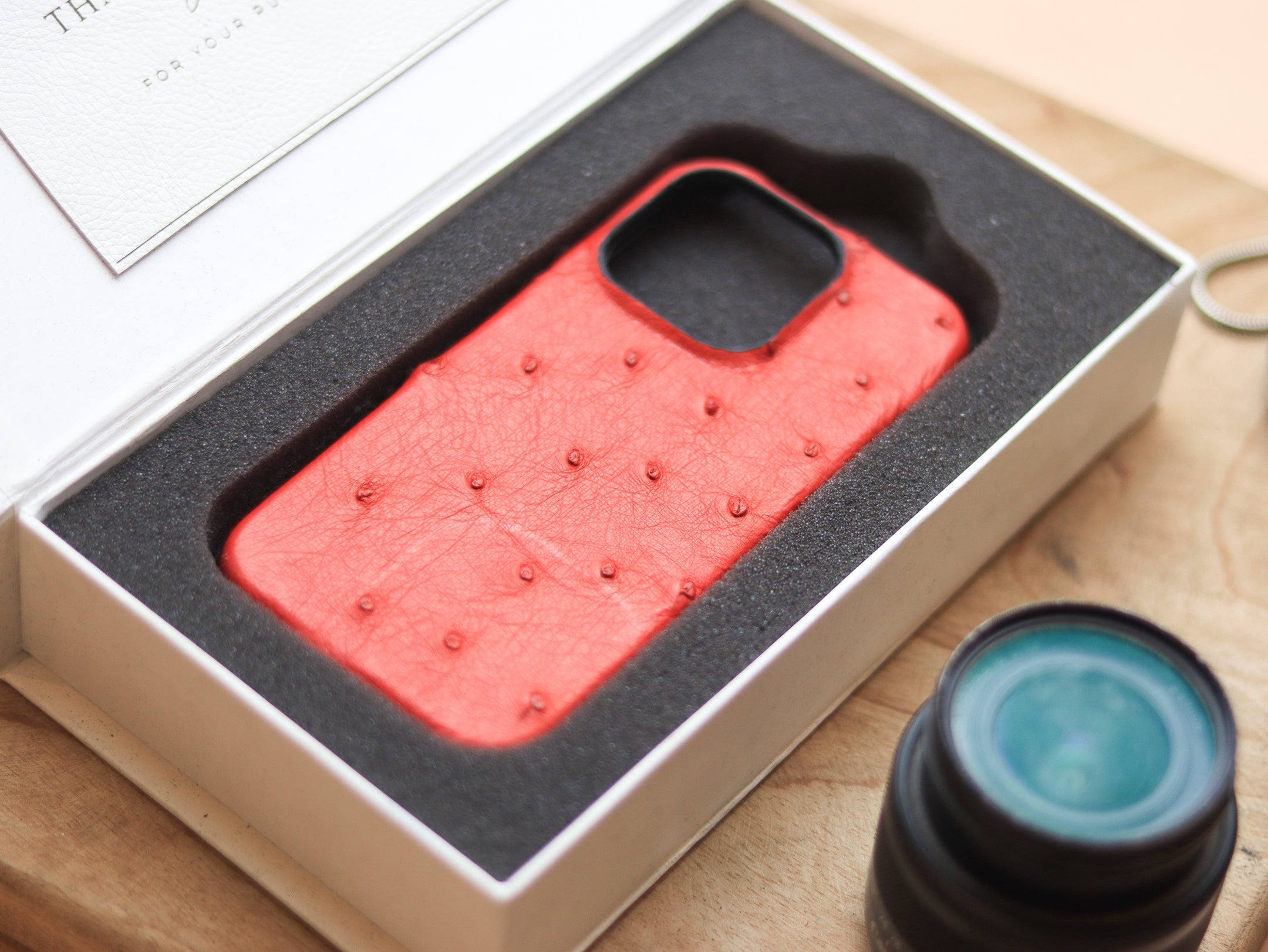 CLASSIC RED OSTRICH SKIN 360° MAGSAFE CASE