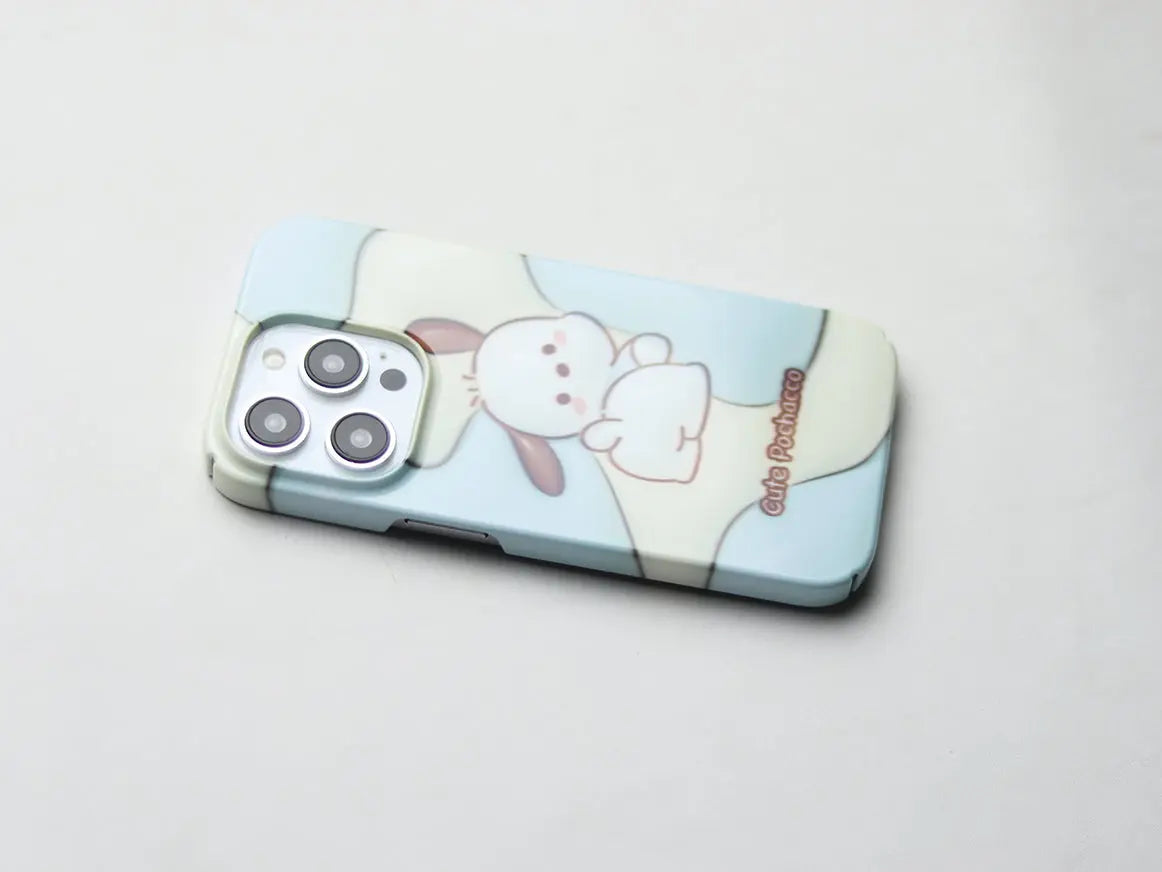 CARTOON BEAR HARD SHELL MATERIAL PHONE CASE. - grip