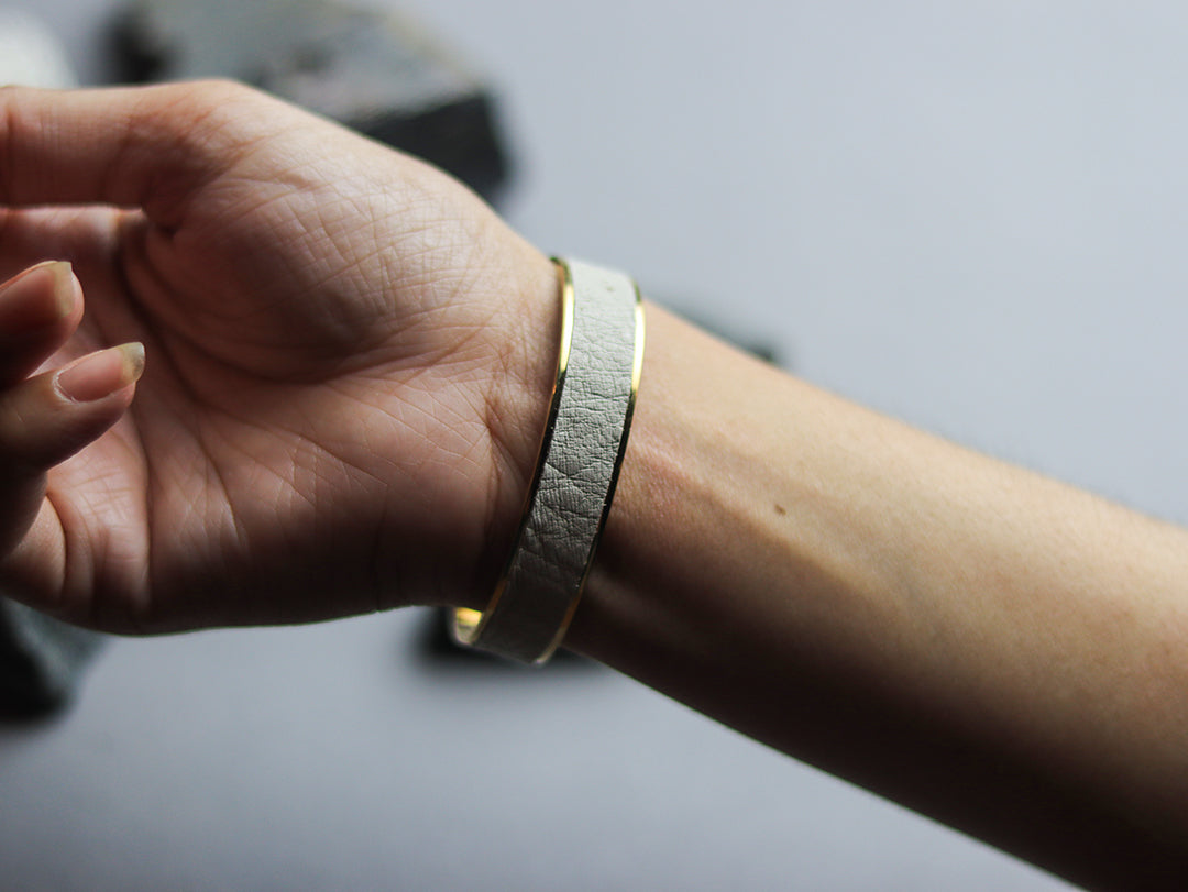 BLISK - OSTRICH SKIN CUFFS