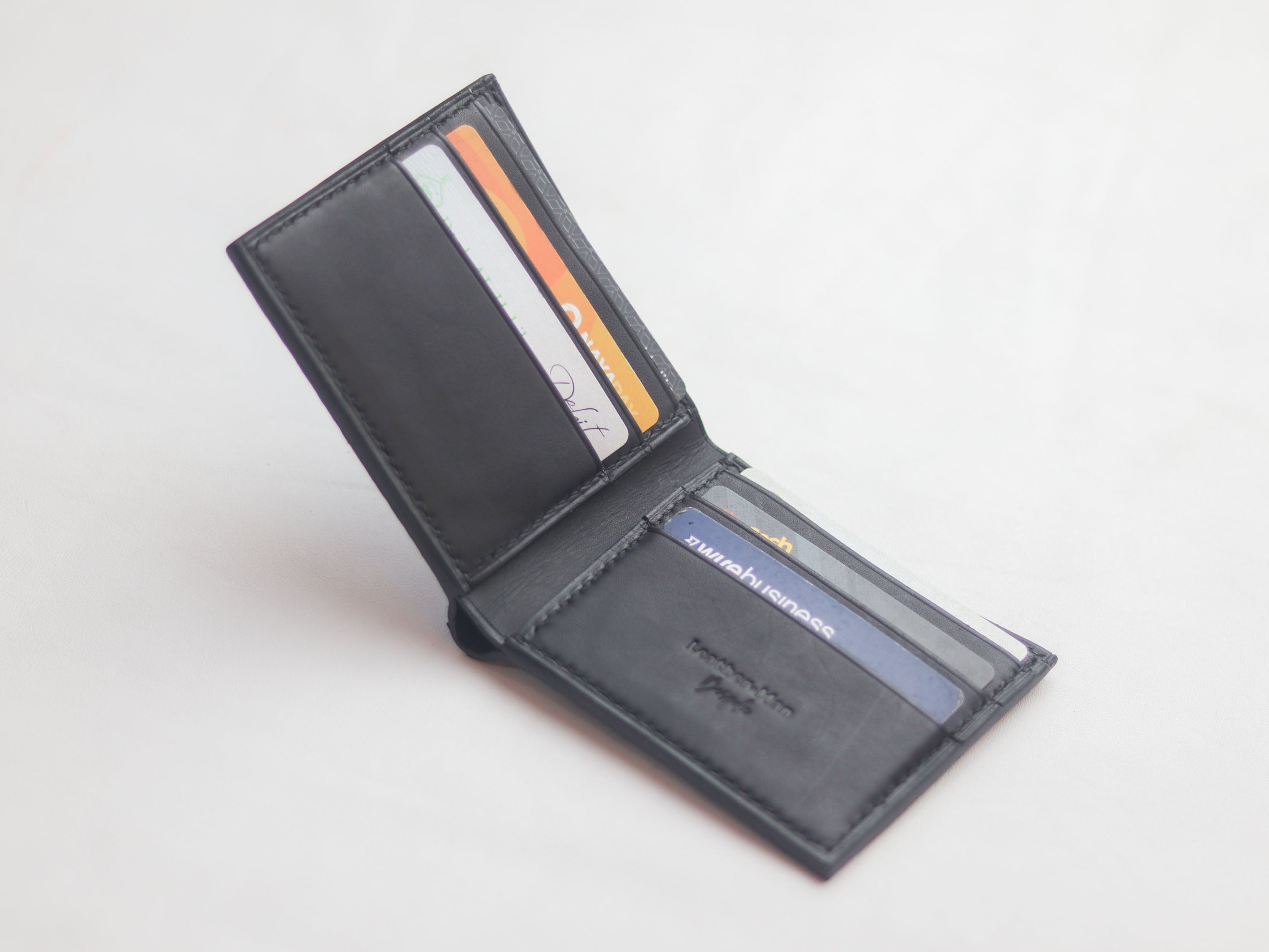 WYNTON - BIFOLD WALLET NATURAL PYTHON SKIN