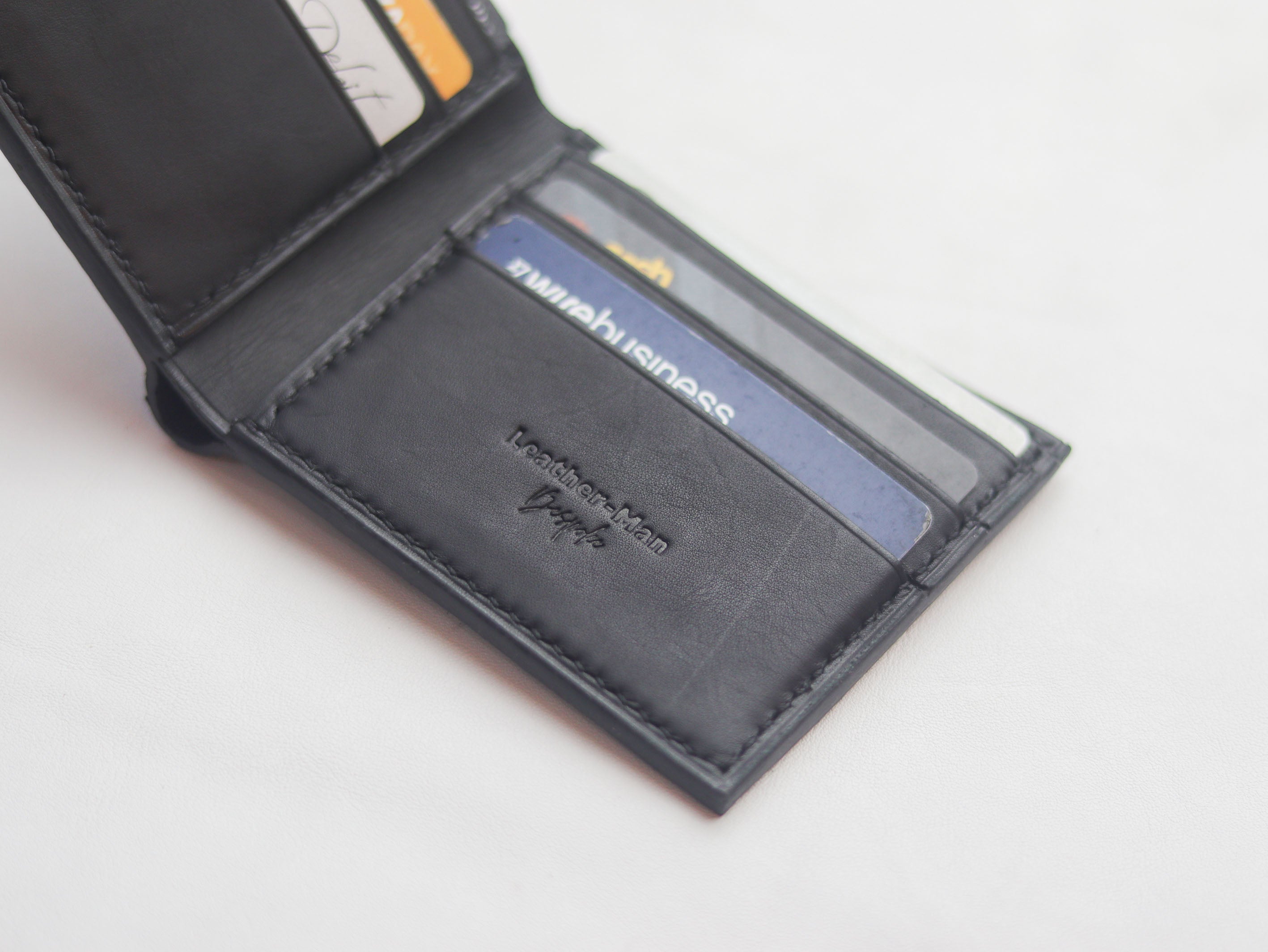 WYNTON - BIFOLD WALLET NATURAL PYTHON SKIN