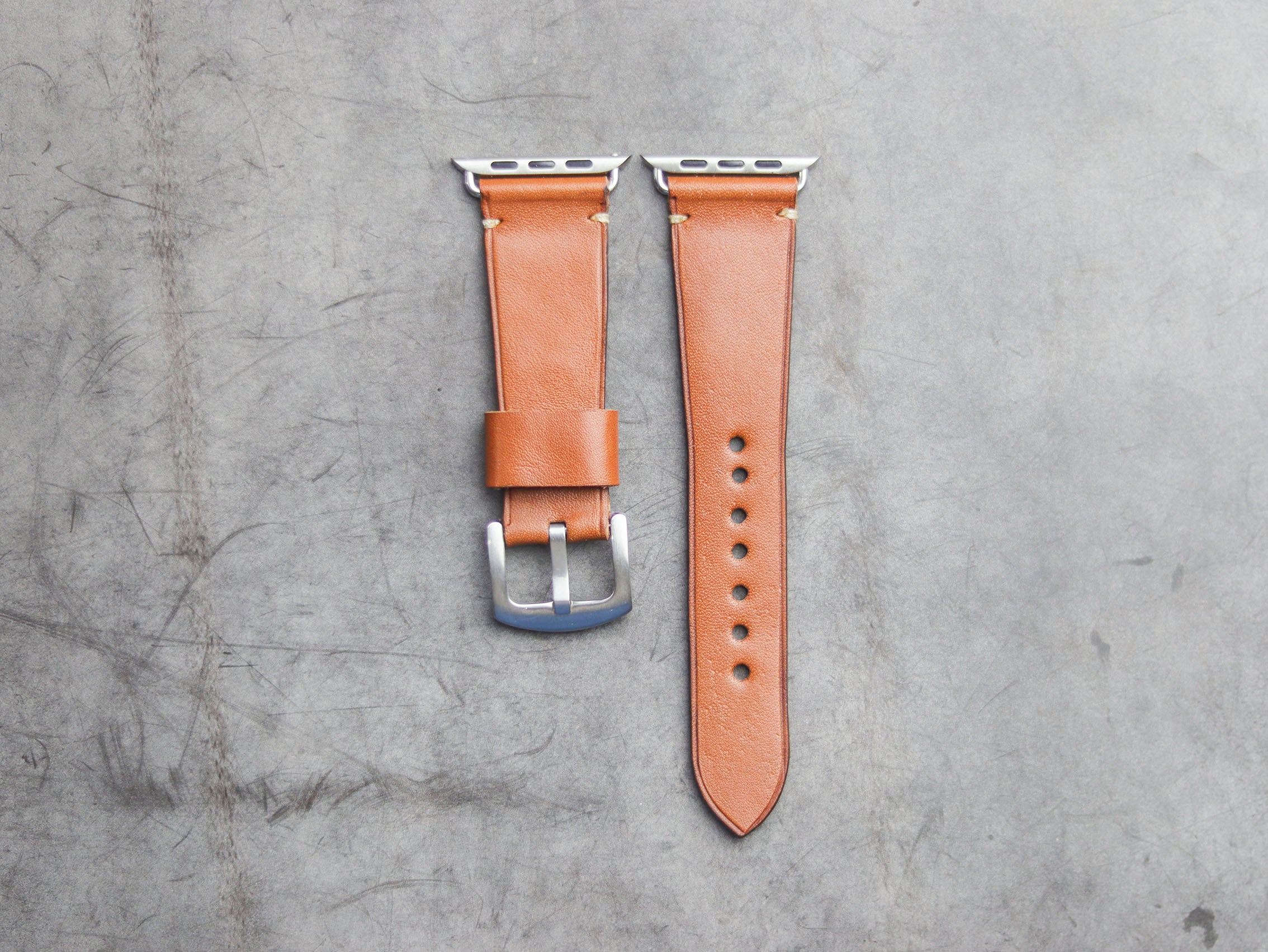 TAN BROWN MINIMAL STITCHED HAND-CRAFTED APPLE WATCH STRAPS