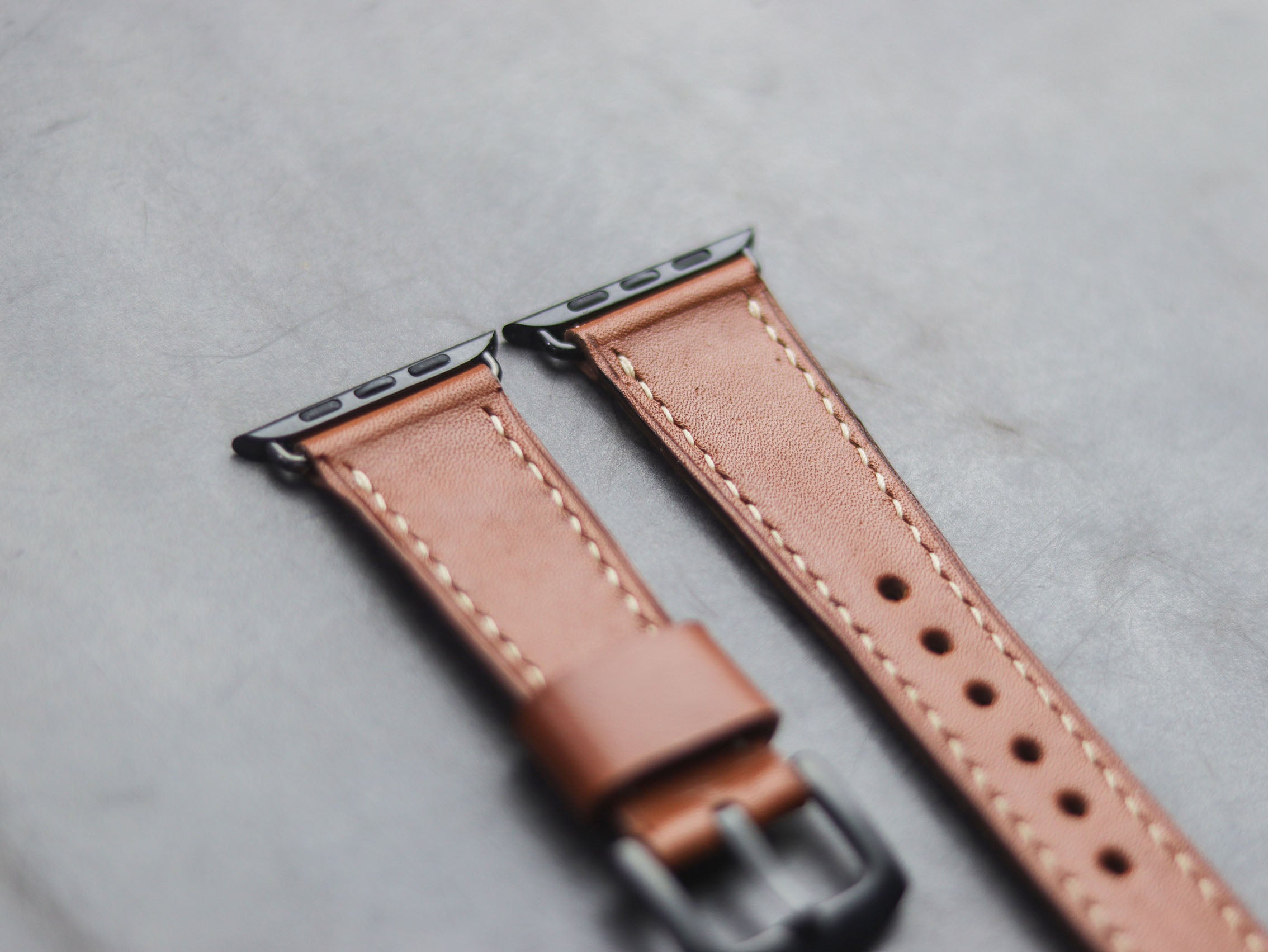 TAN BROWN FULL STITCHED HAND-CRAFTED APPLE WATCH STRAPS