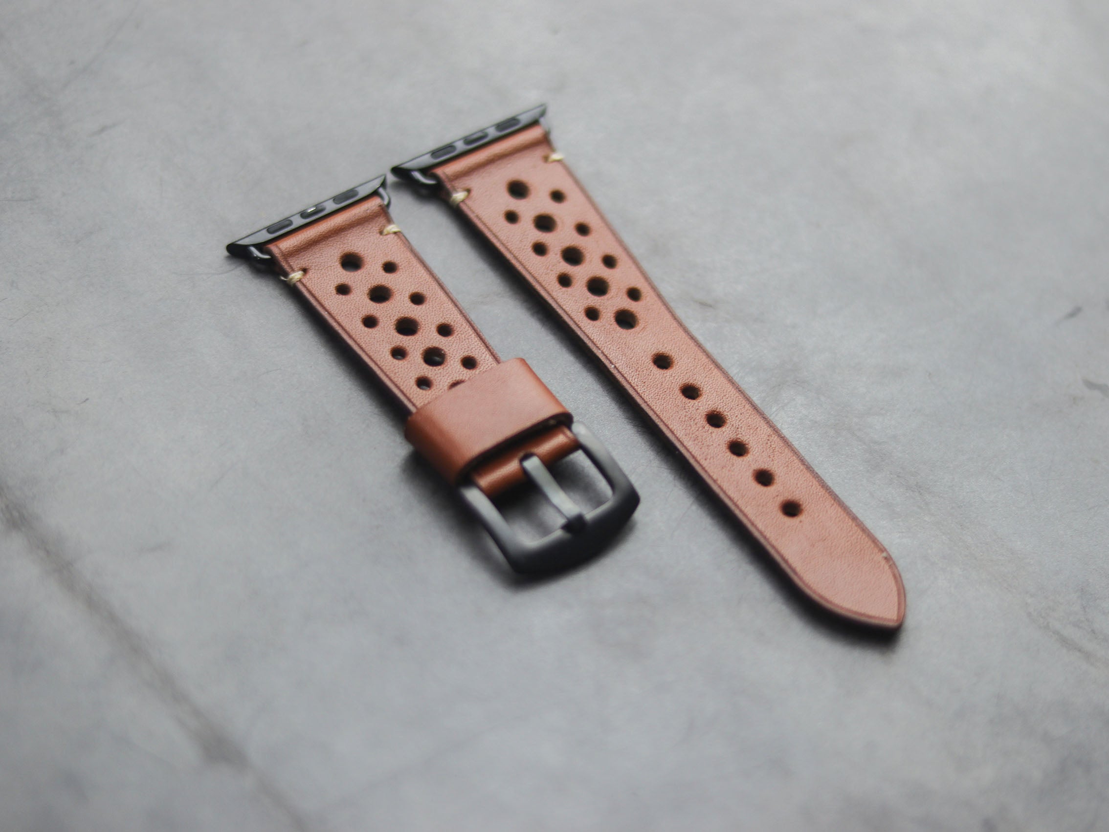 TAN BROWN RALLY HAND-CRAFTED APPLE WATCH STRAPS