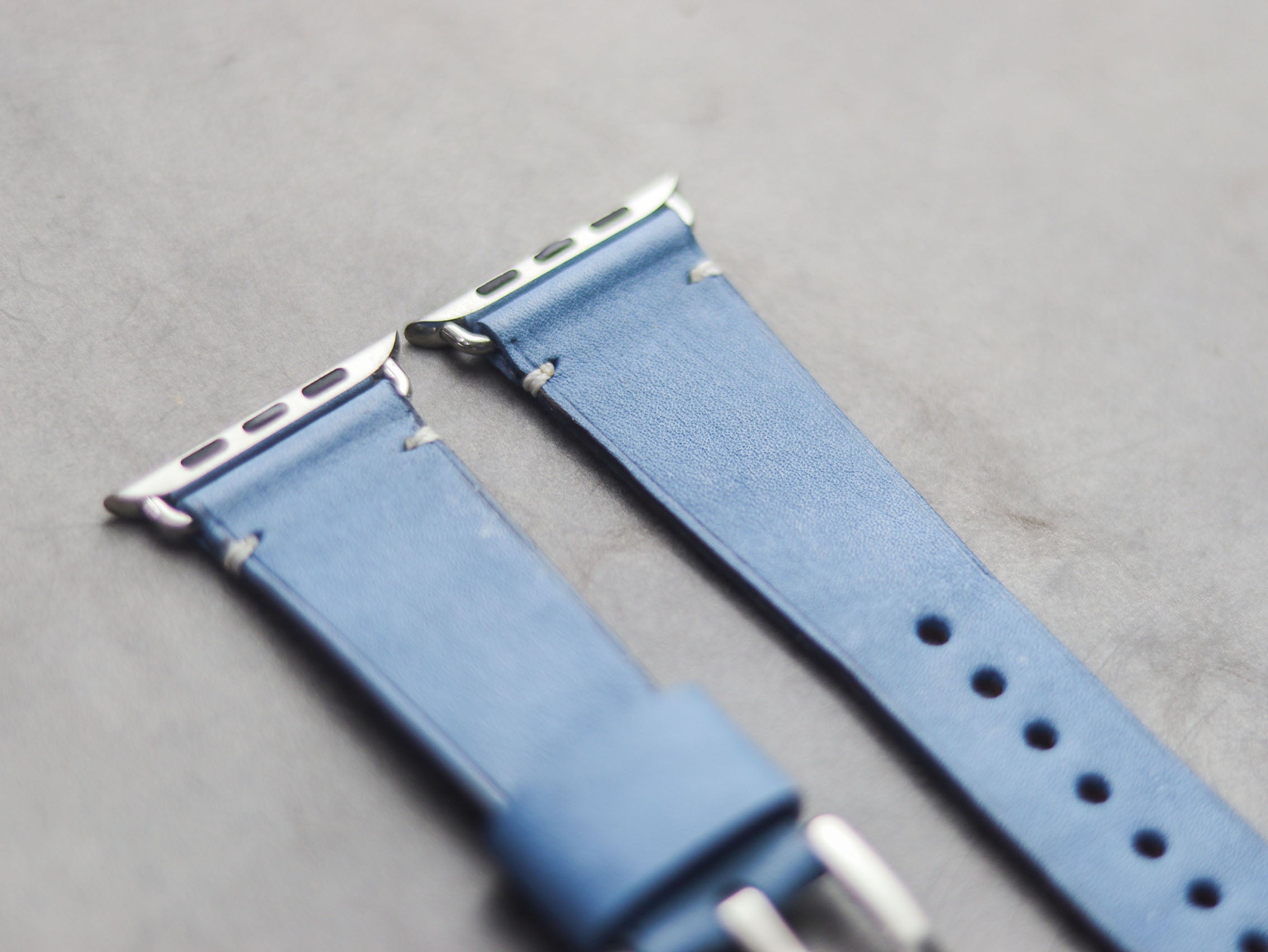 CAROLINE BLUE MINIMAL STITCHED HAND-CRAFTED APPLE WATCH STRAPS