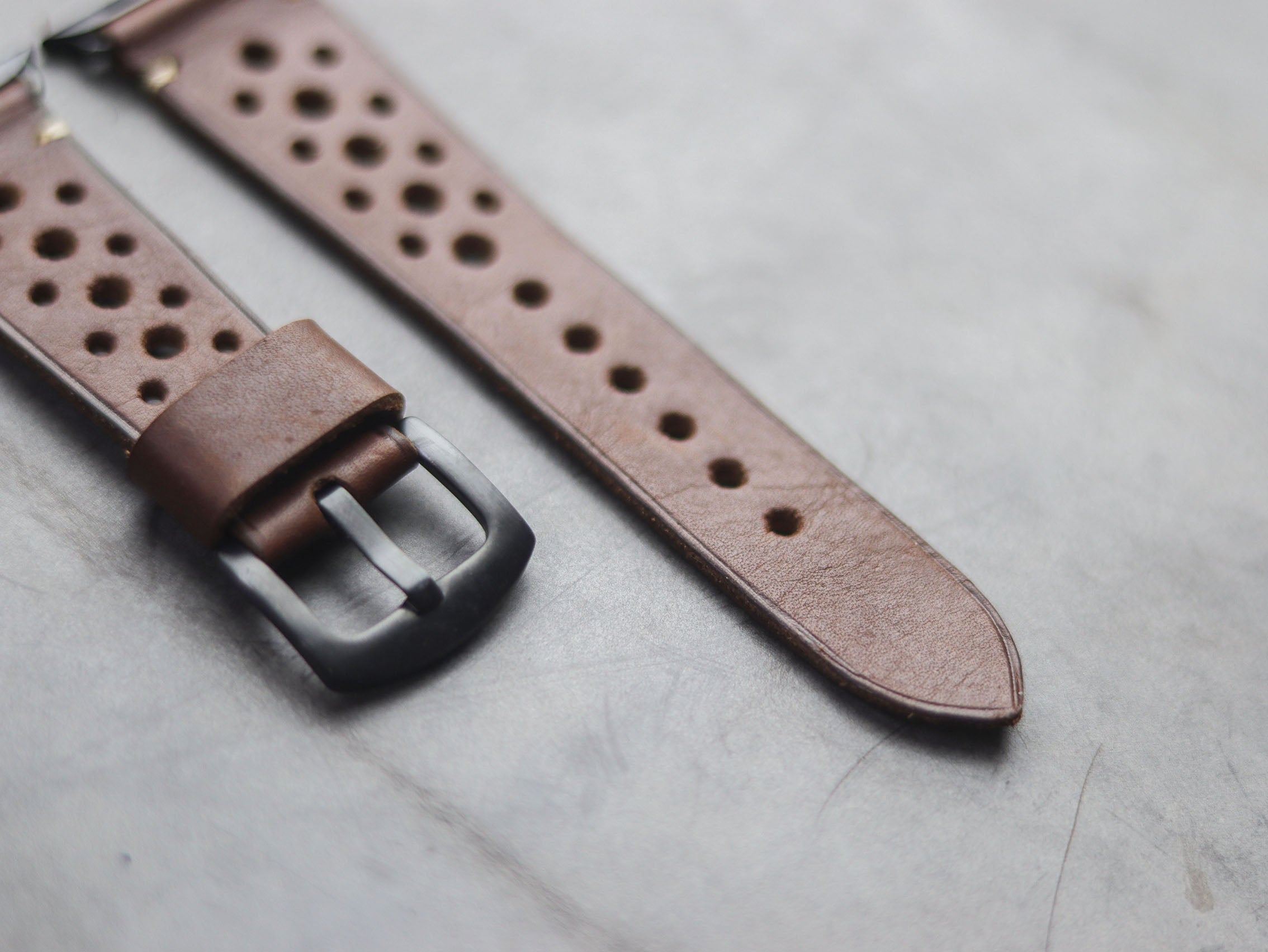 CHESTNUT BROWN RALLY HAND-CRAFTED APPLE WATCH STRAPS