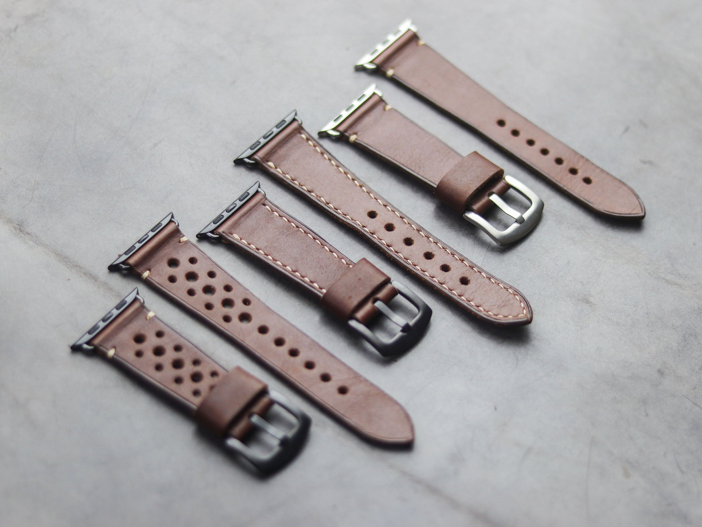 CHESTNUT BROWN MINIMAL STITCHED HAND-CRAFTED APPLE WATCH STRAPS