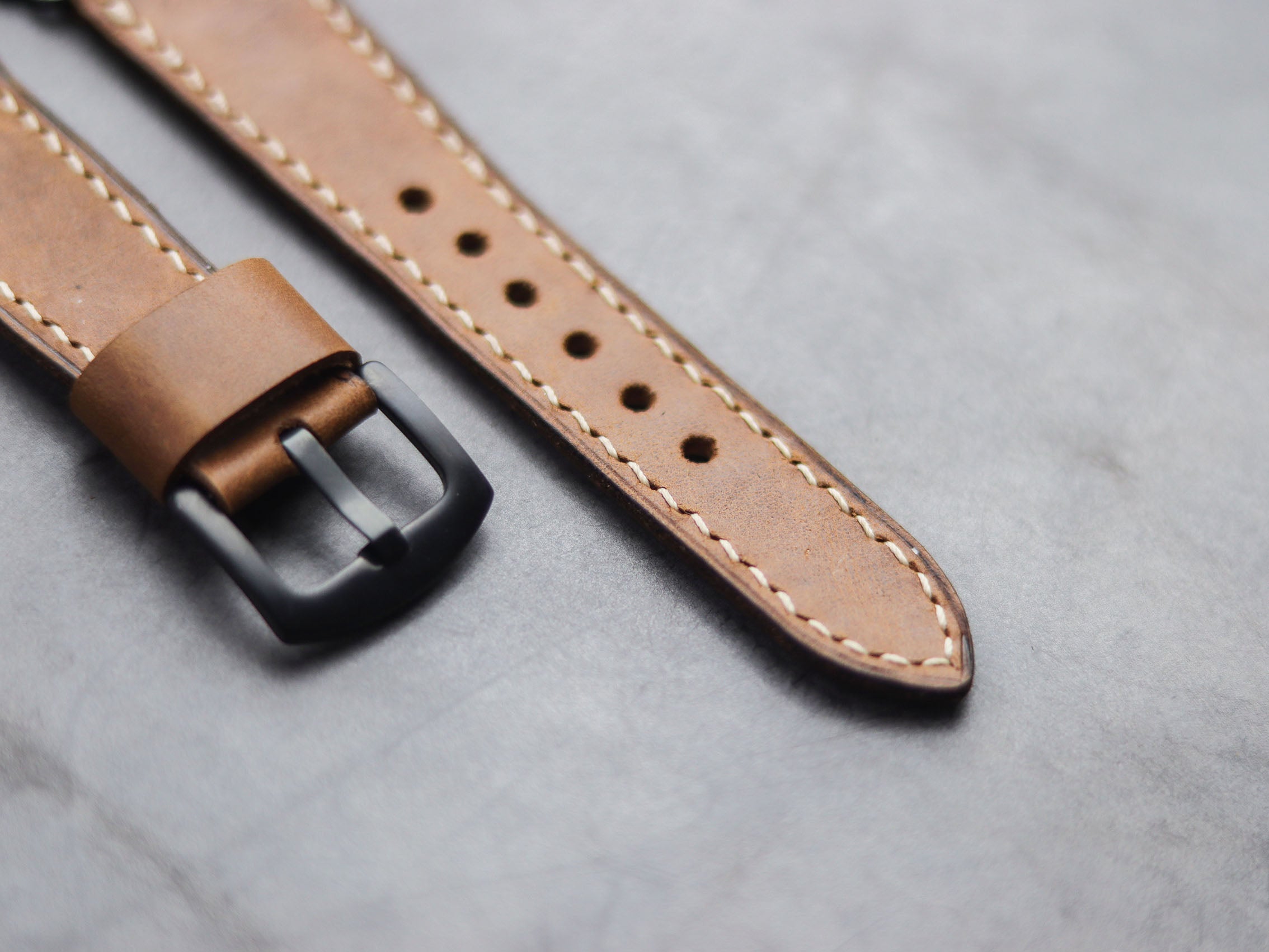 CARAMEL BROWN FULL STITCHED HAND-CRAFTED APPLE WATCH STRAPS