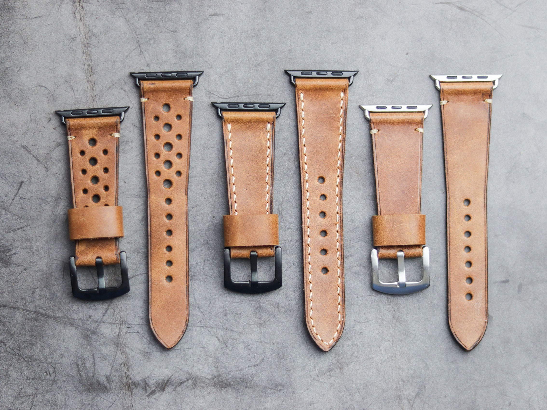 CARAMEL BROWN MINIMAL STITCHED HAND-CRAFTED APPLE WATCH STRAPS