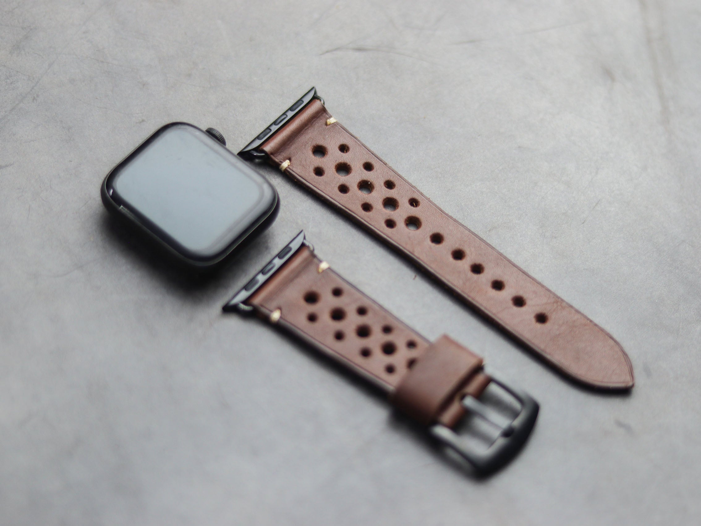 CHESTNUT BROWN RALLY HAND-CRAFTED APPLE WATCH STRAPS