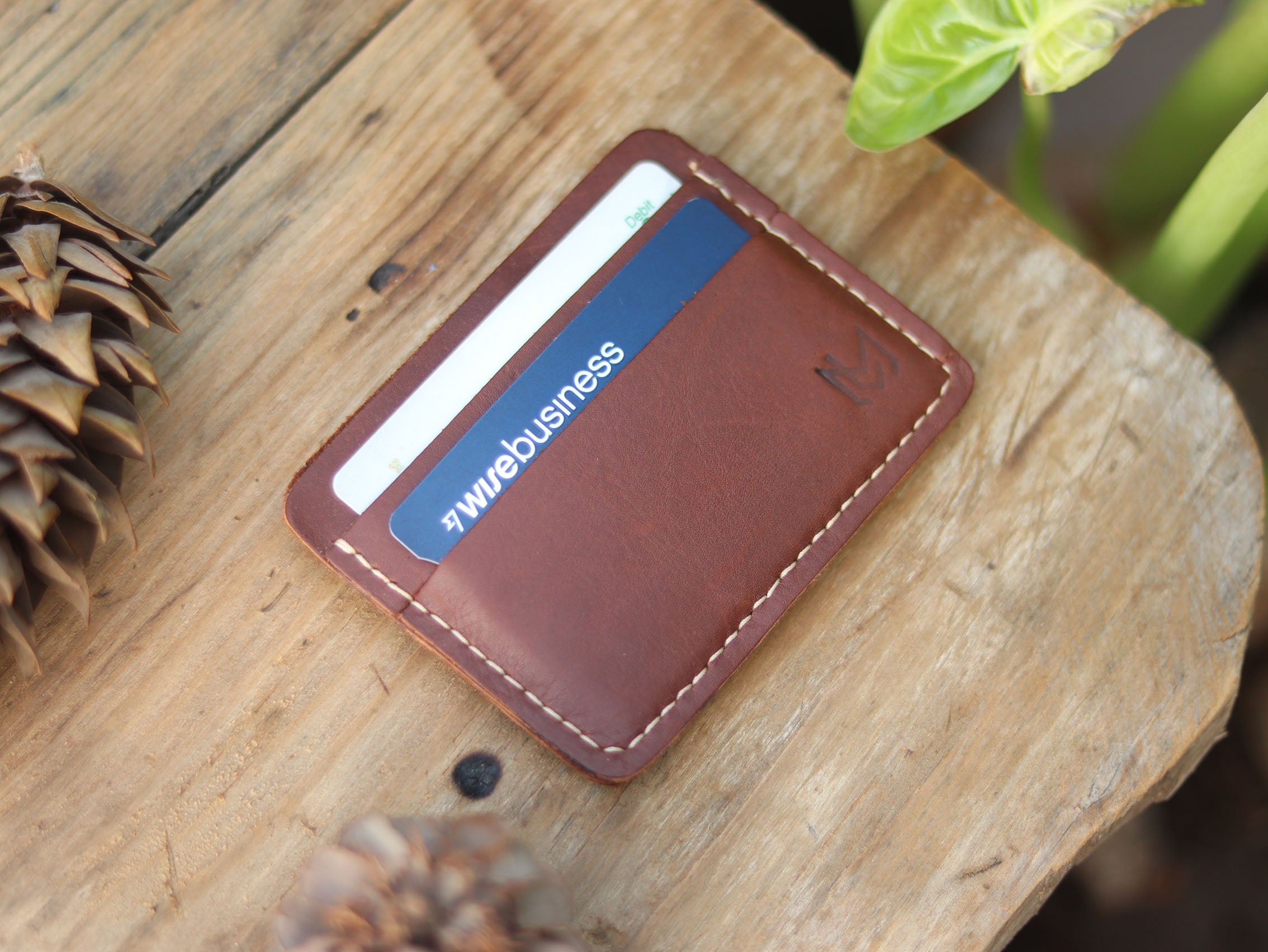 MINIMAL CLASSIC - CHESTNUT BROWN