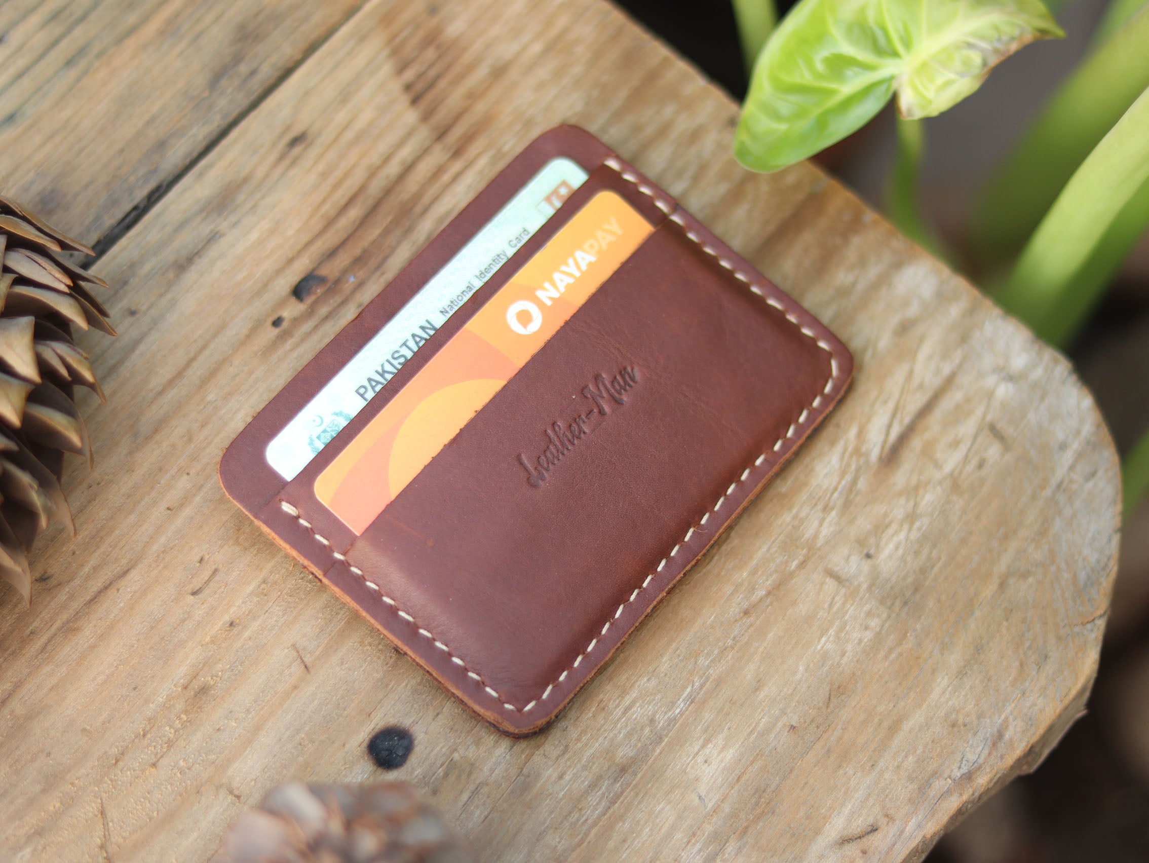 MINIMAL CLASSIC - CHESTNUT BROWN