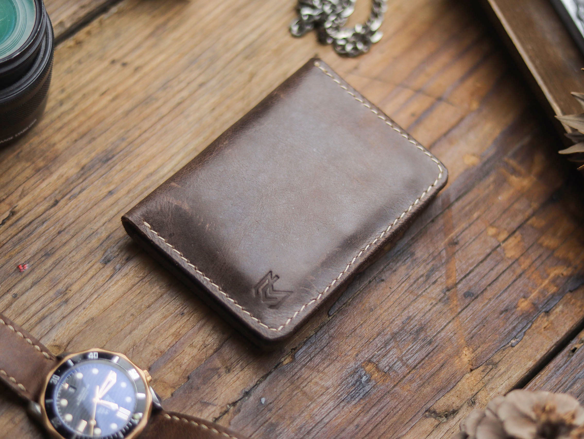 "KODUS" WALNUT BROWN