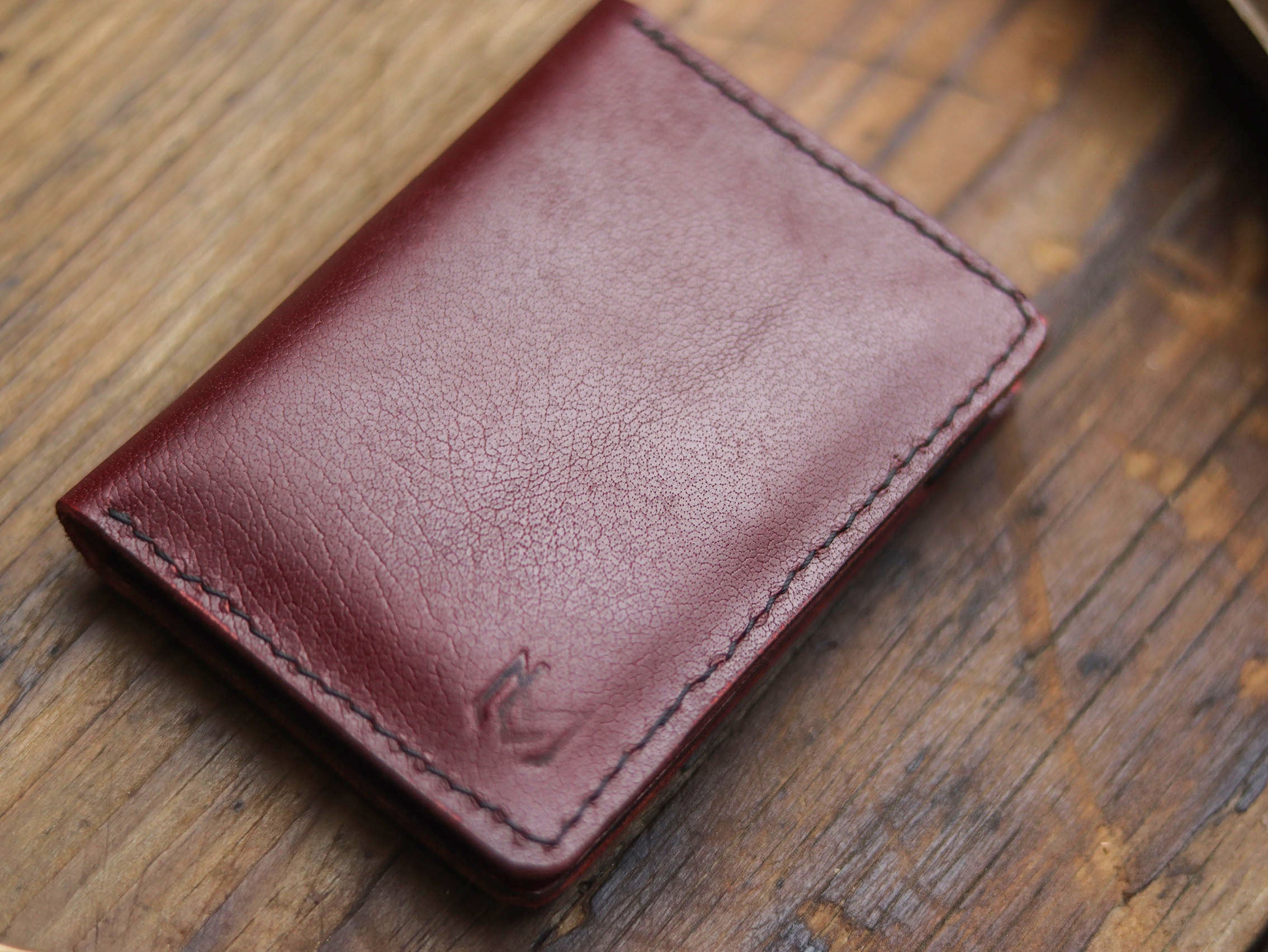 "KODUS" GARNET BURGUNDY