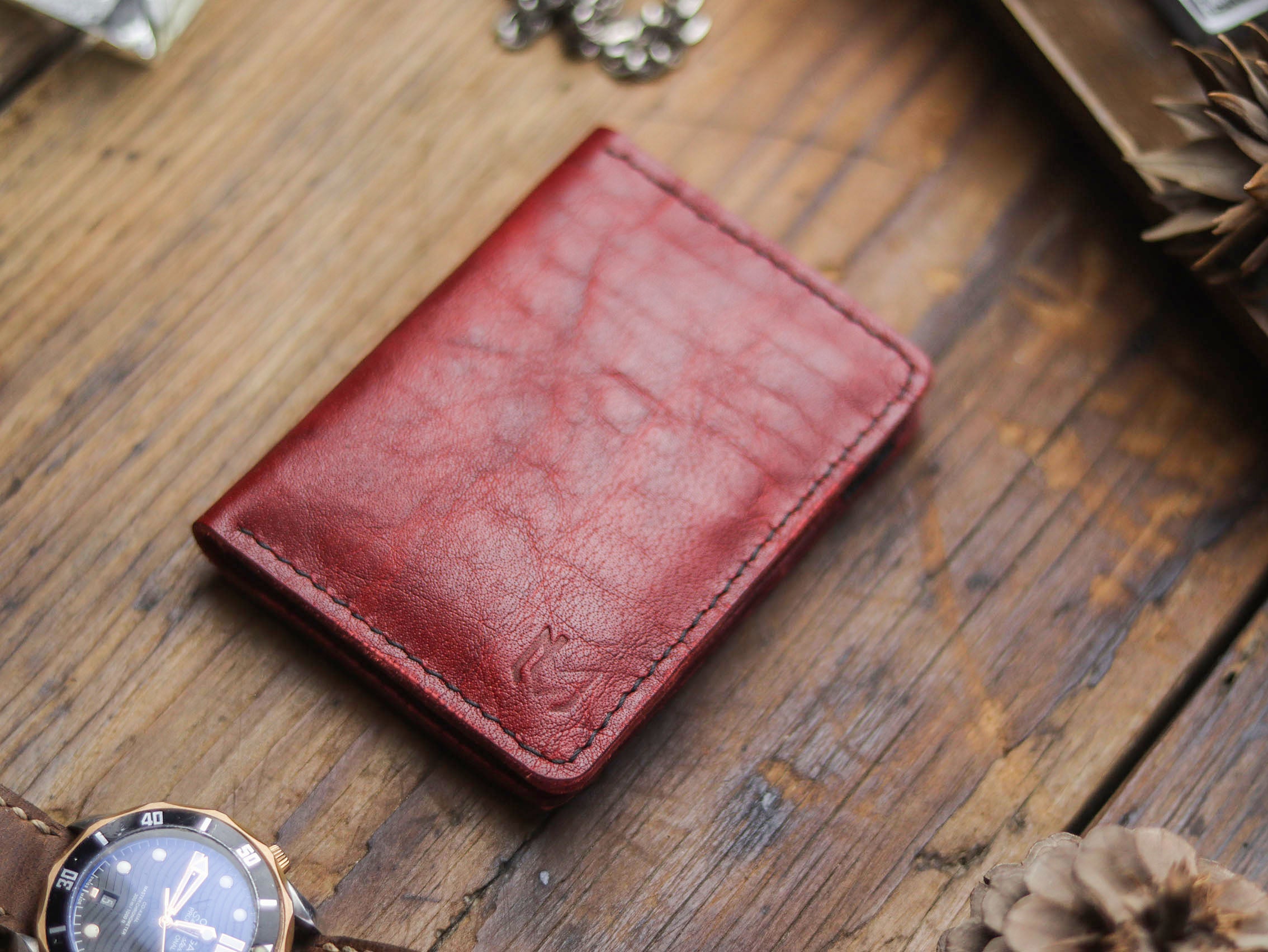 "KODUS" RED