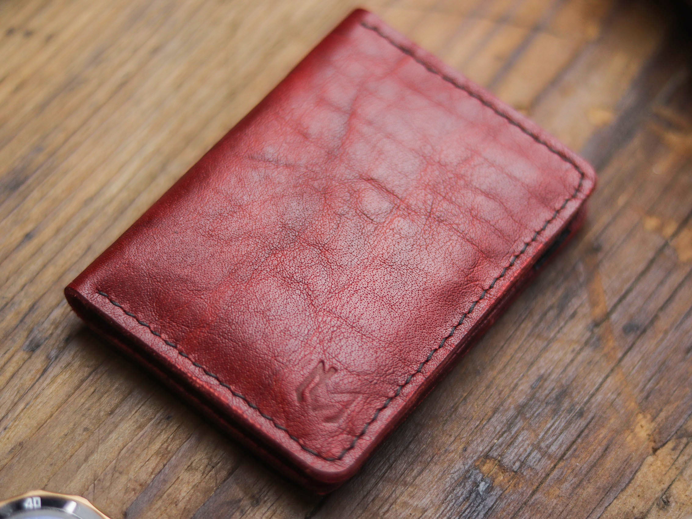 "KODUS" RED