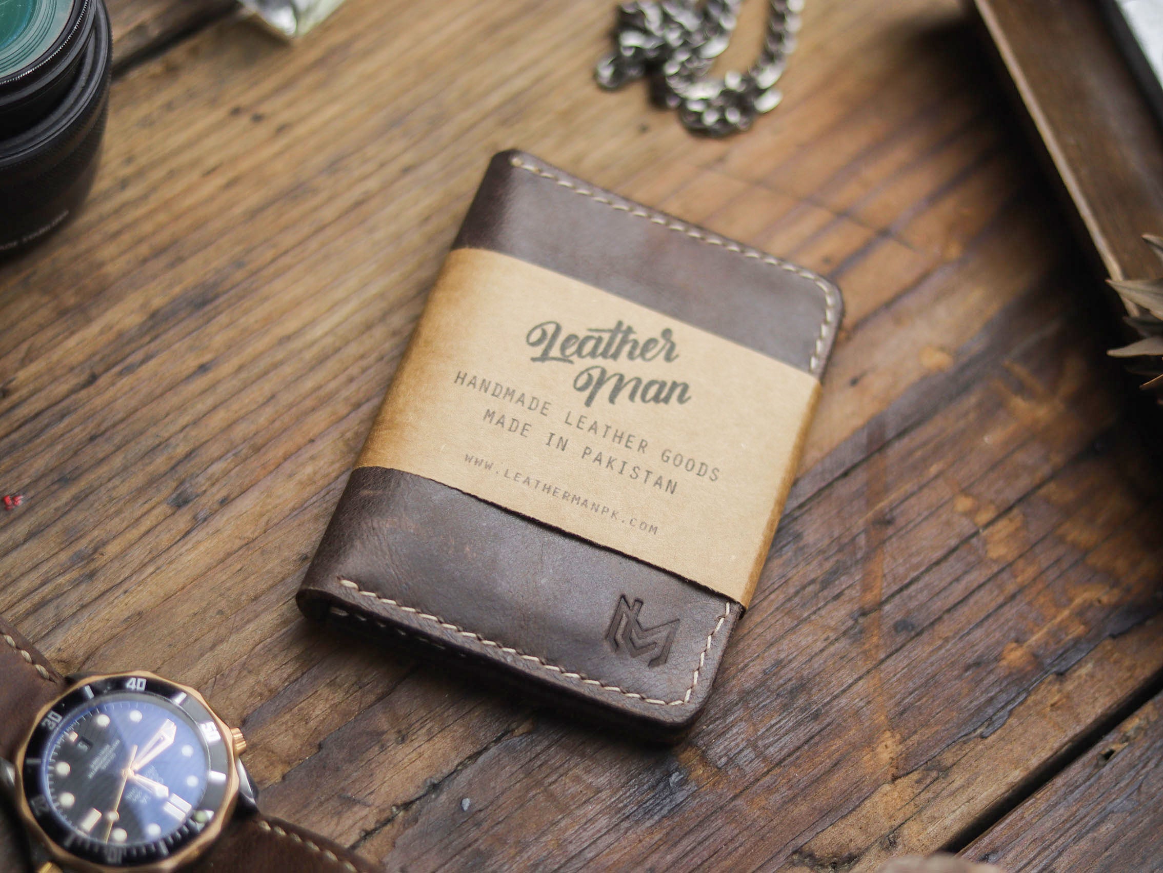 "KODUS" WALNUT BROWN