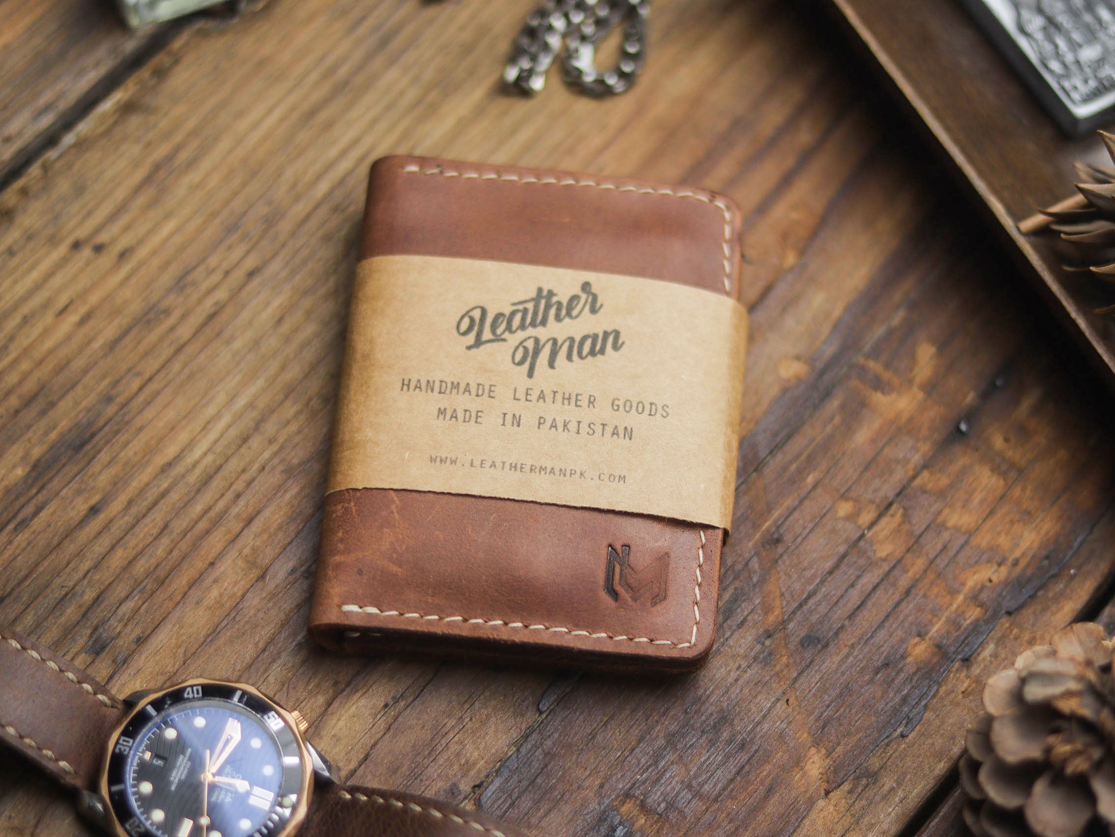 "KODUS" RUSTY BROWN
