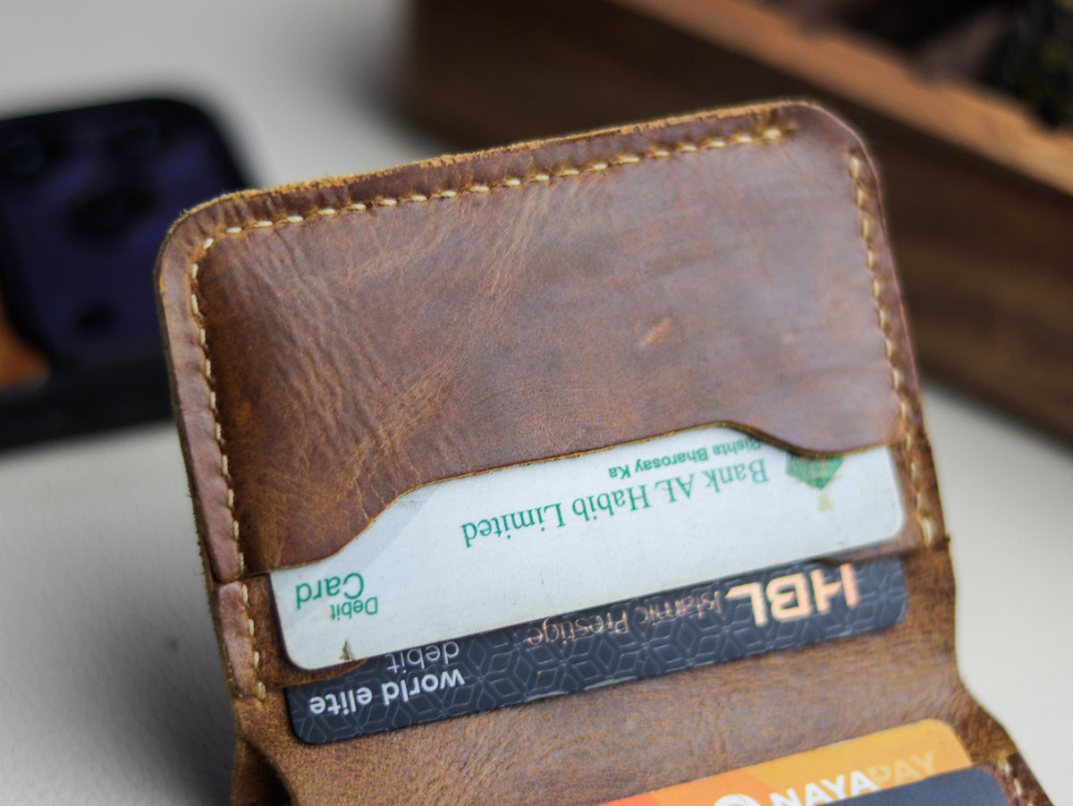 TRIDENT MINI - RUSSET BROWN VEG WAX PULL UP LEATHER