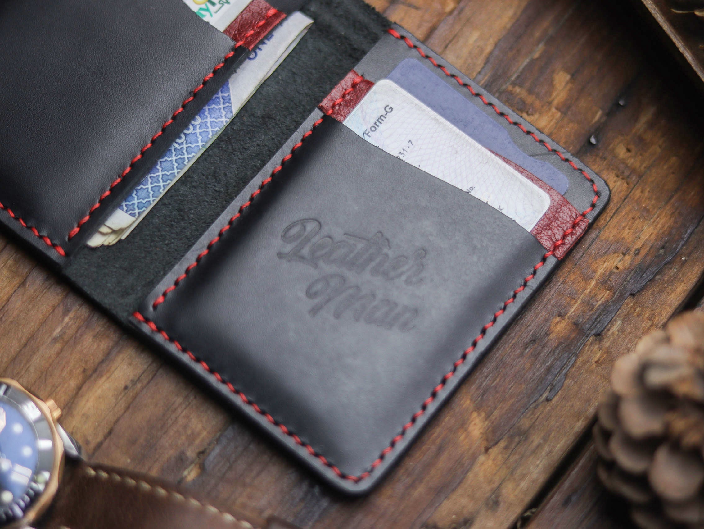 "KODUS" BLACK & RED