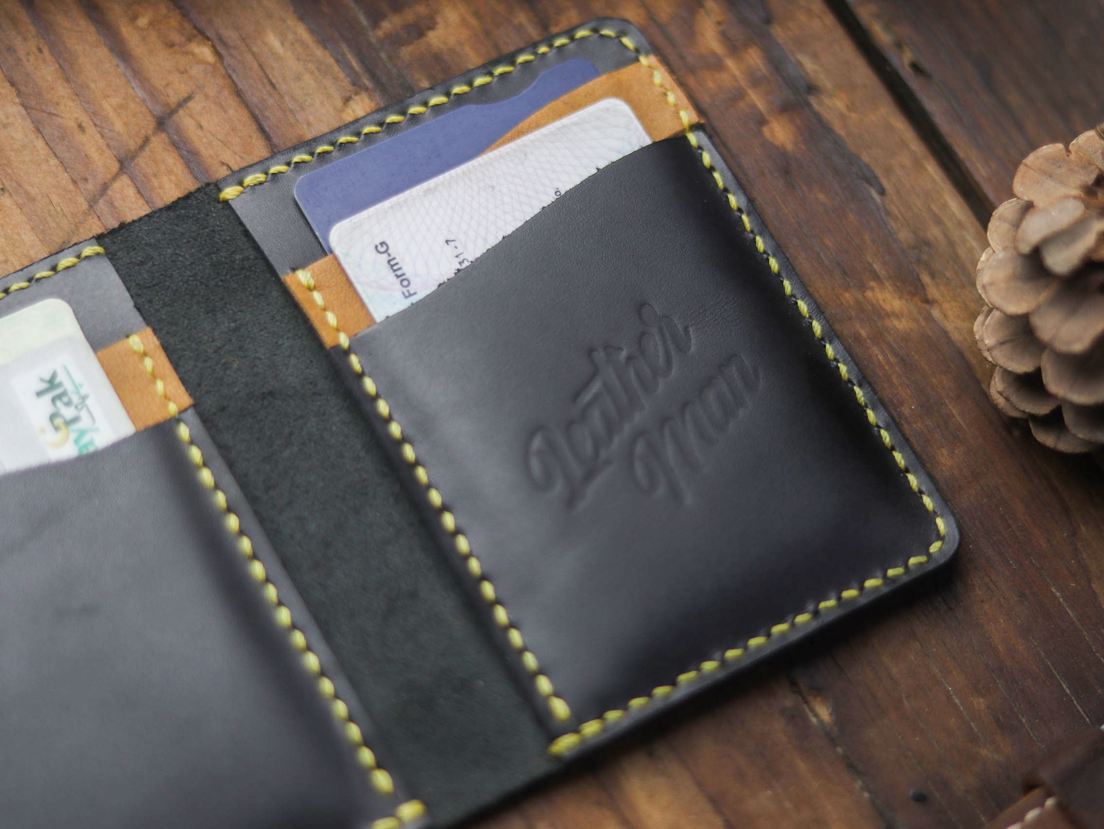"KODUS" BLACK & MUSTARD