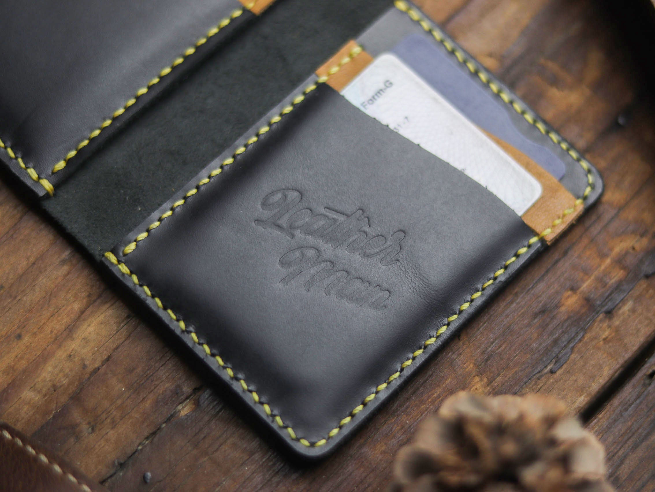 "KODUS" BLACK & MUSTARD