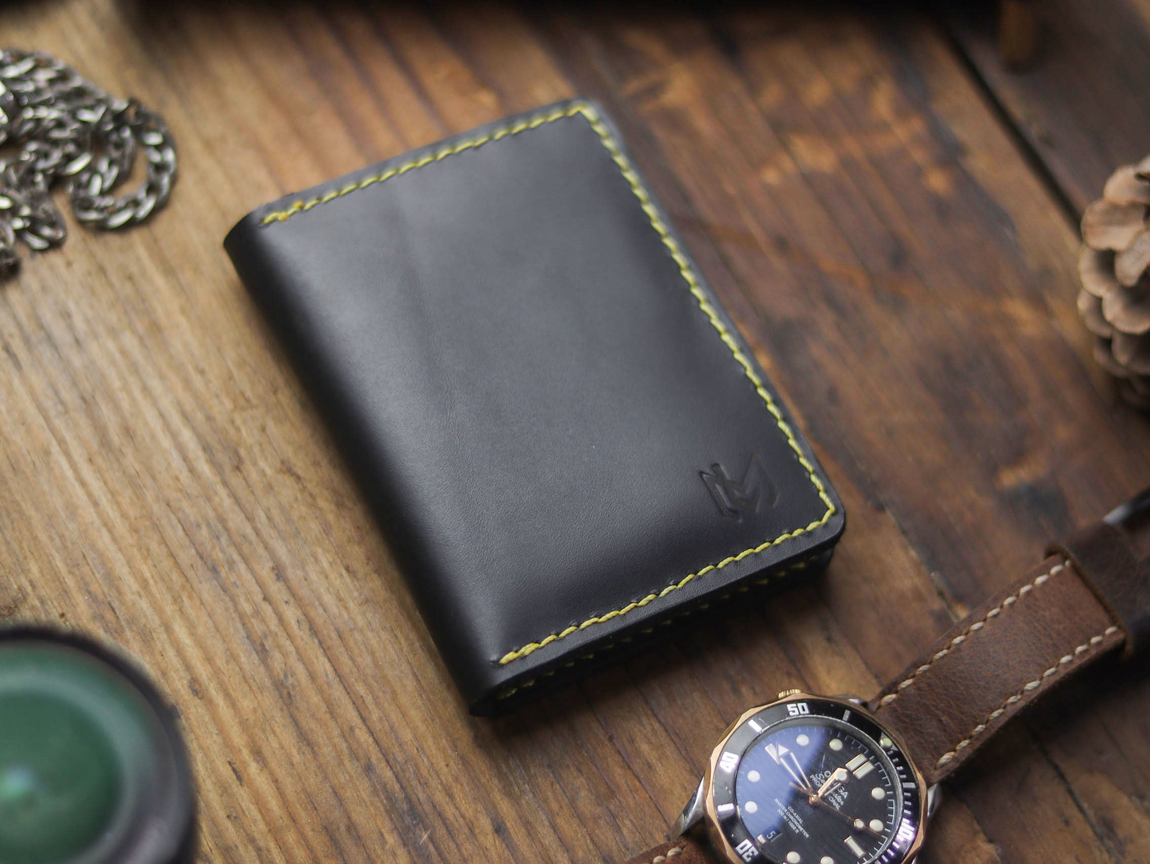 "KODUS" BLACK & MUSTARD