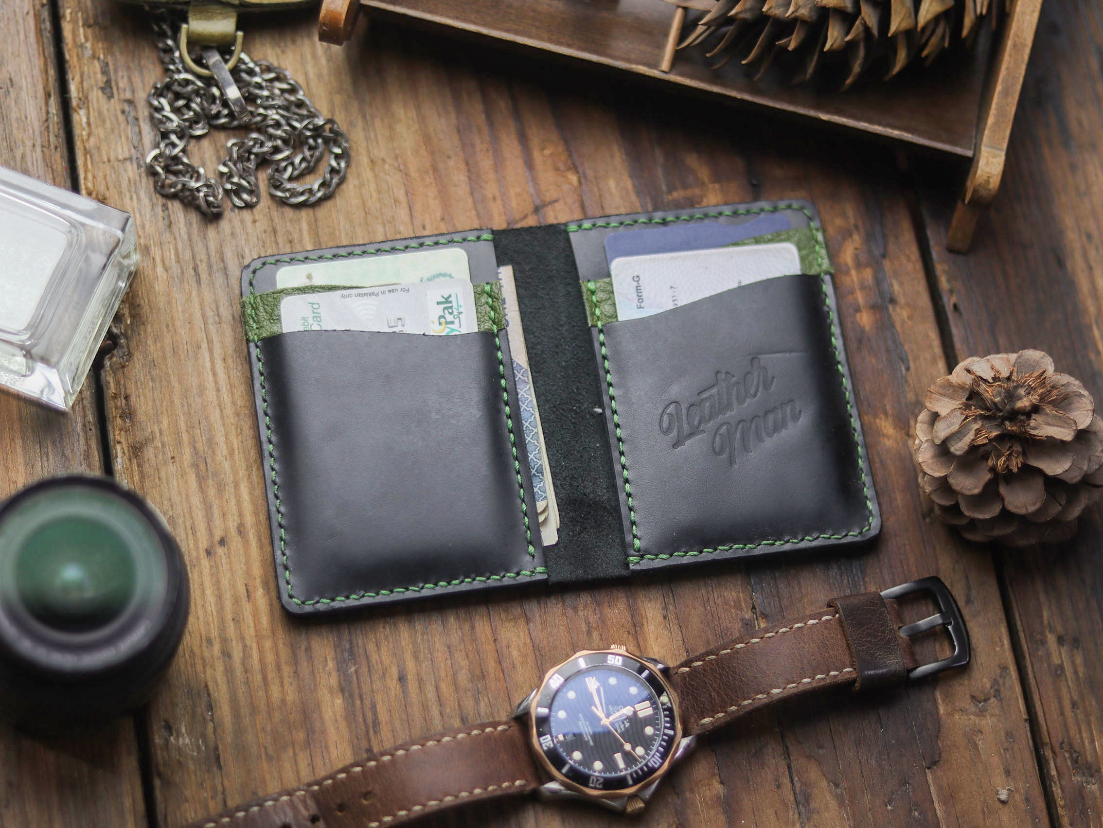 "KODUS" BLACK & FOREST GREEN