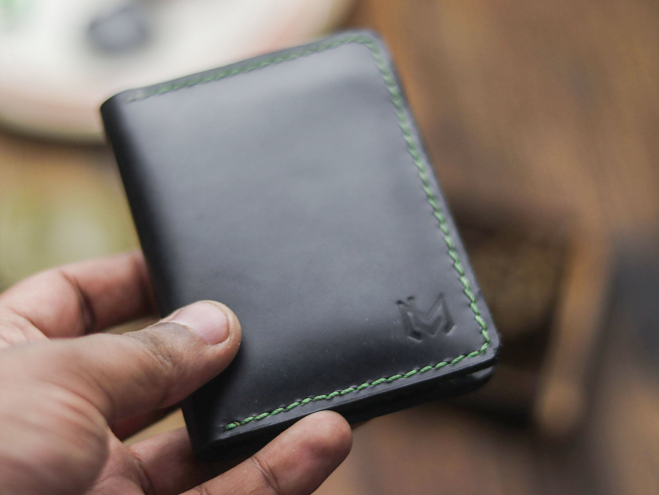 "KODUS" BLACK & FOREST GREEN