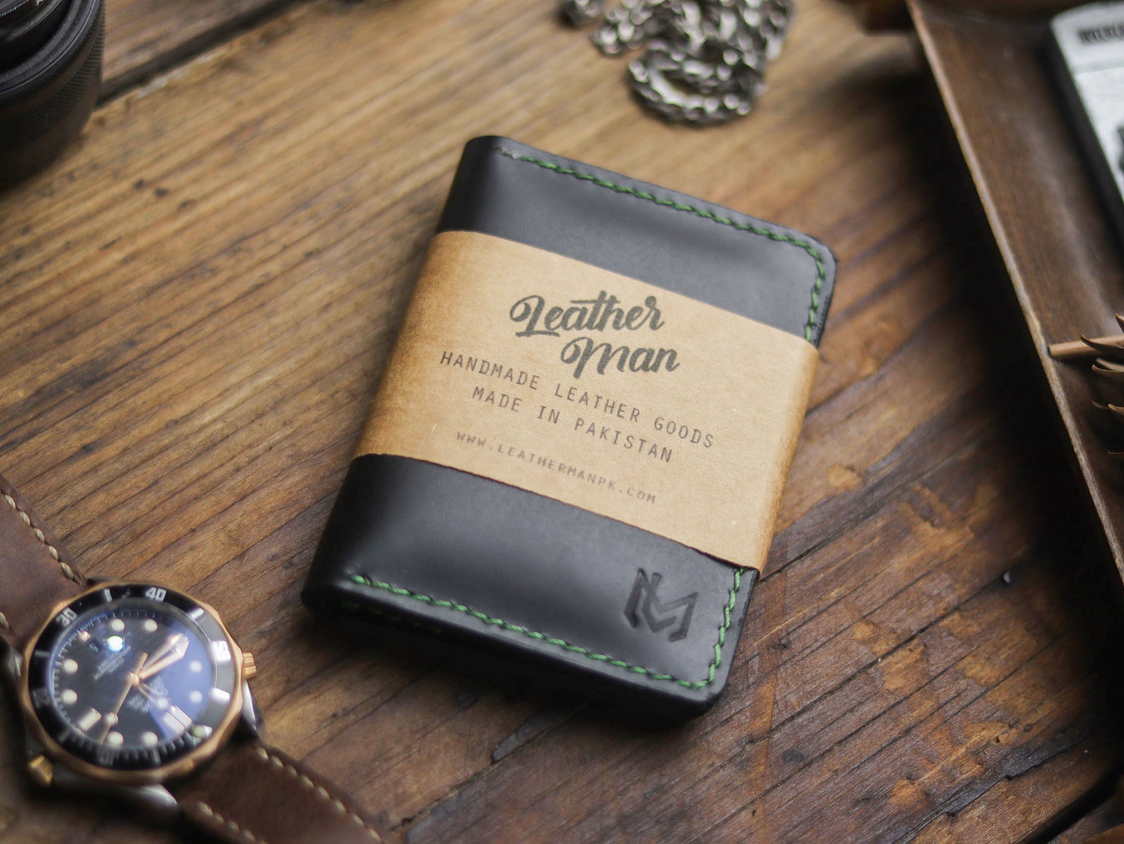 "KODUS" BLACK & FOREST GREEN