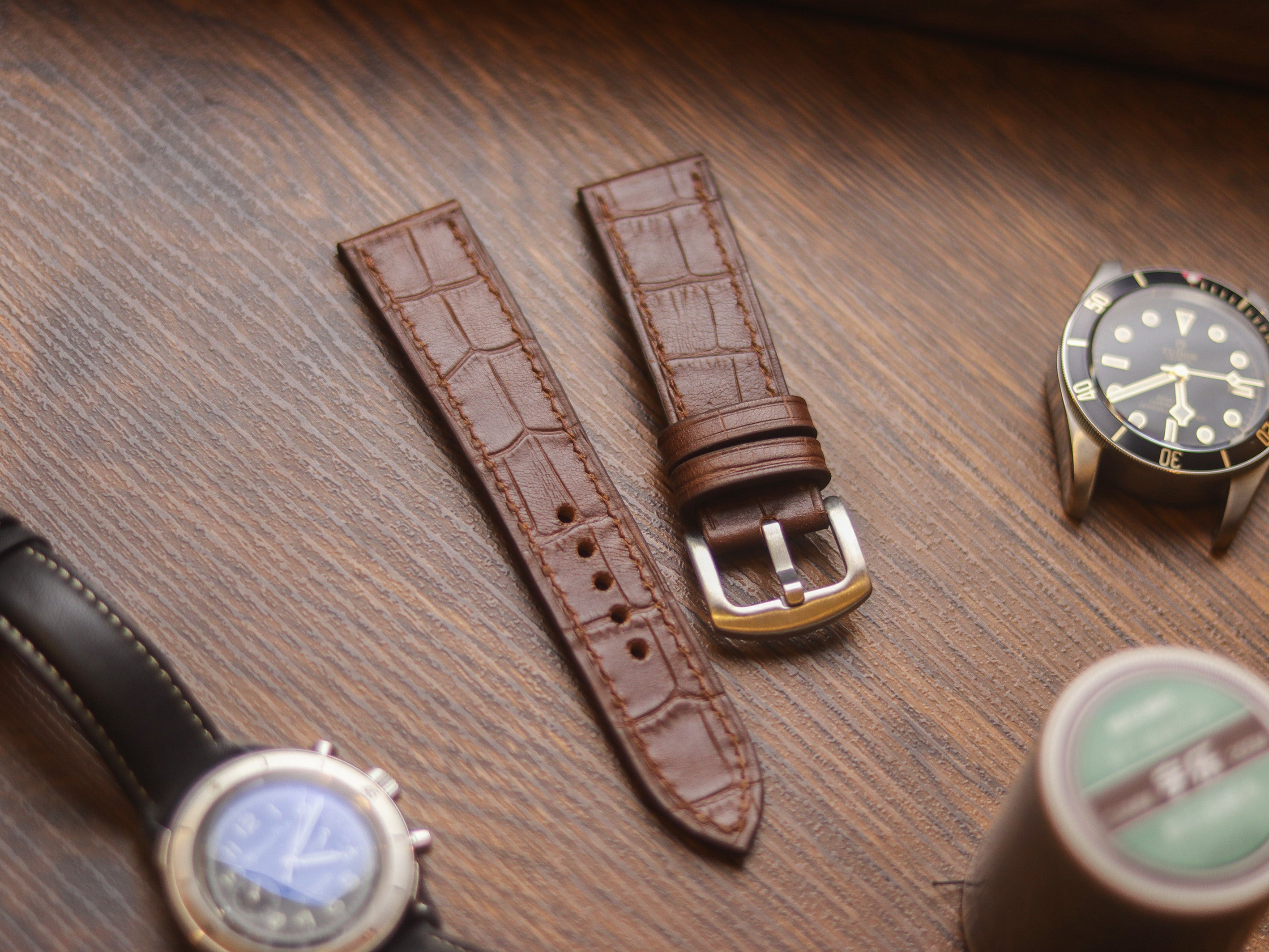 BROWN CROCO HAND-CRAFTED WATCH STRAPS - FULL STITCHED