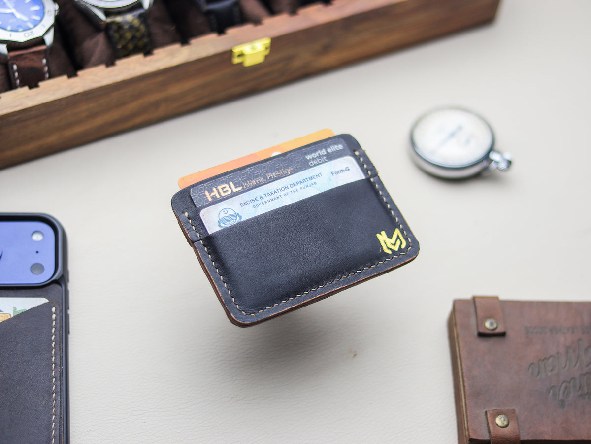 MINIMAL CLASSIC - HORWEEN BLACK VEG TAN LEATHER