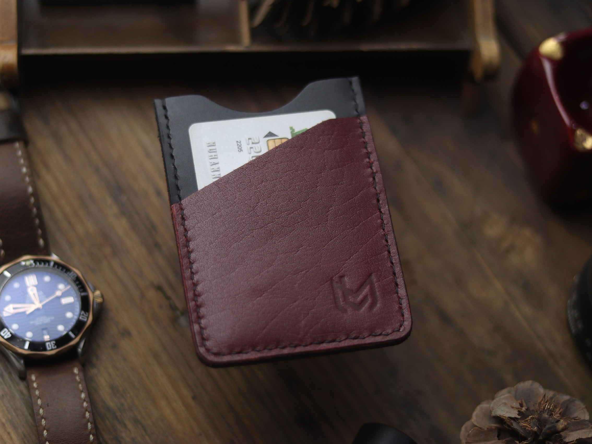 "ARCHER" BLACK & GARNET BURGUNDY