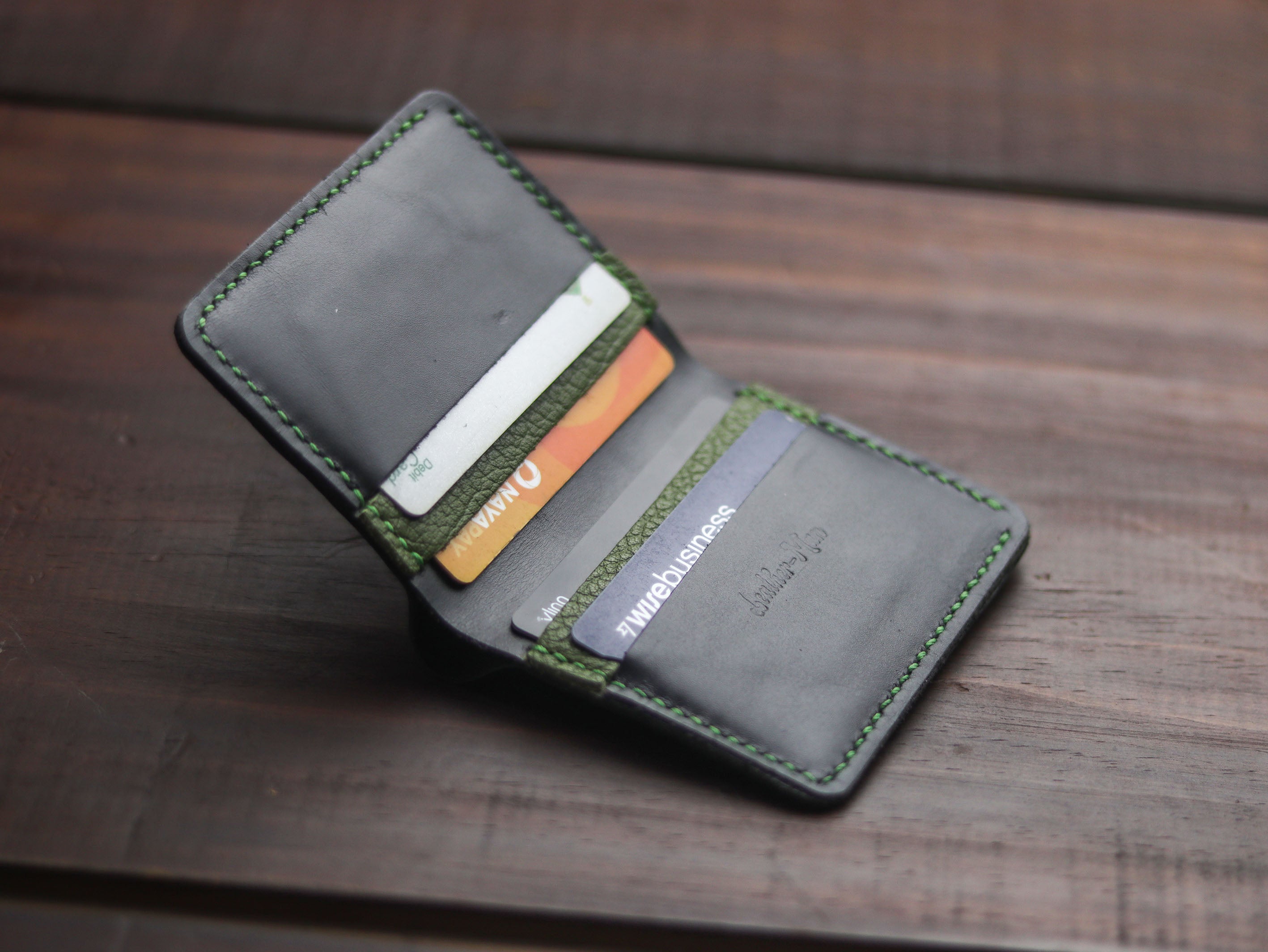 "TRIDENT CLASSIC MINI" BLACK & FOREST GREEN