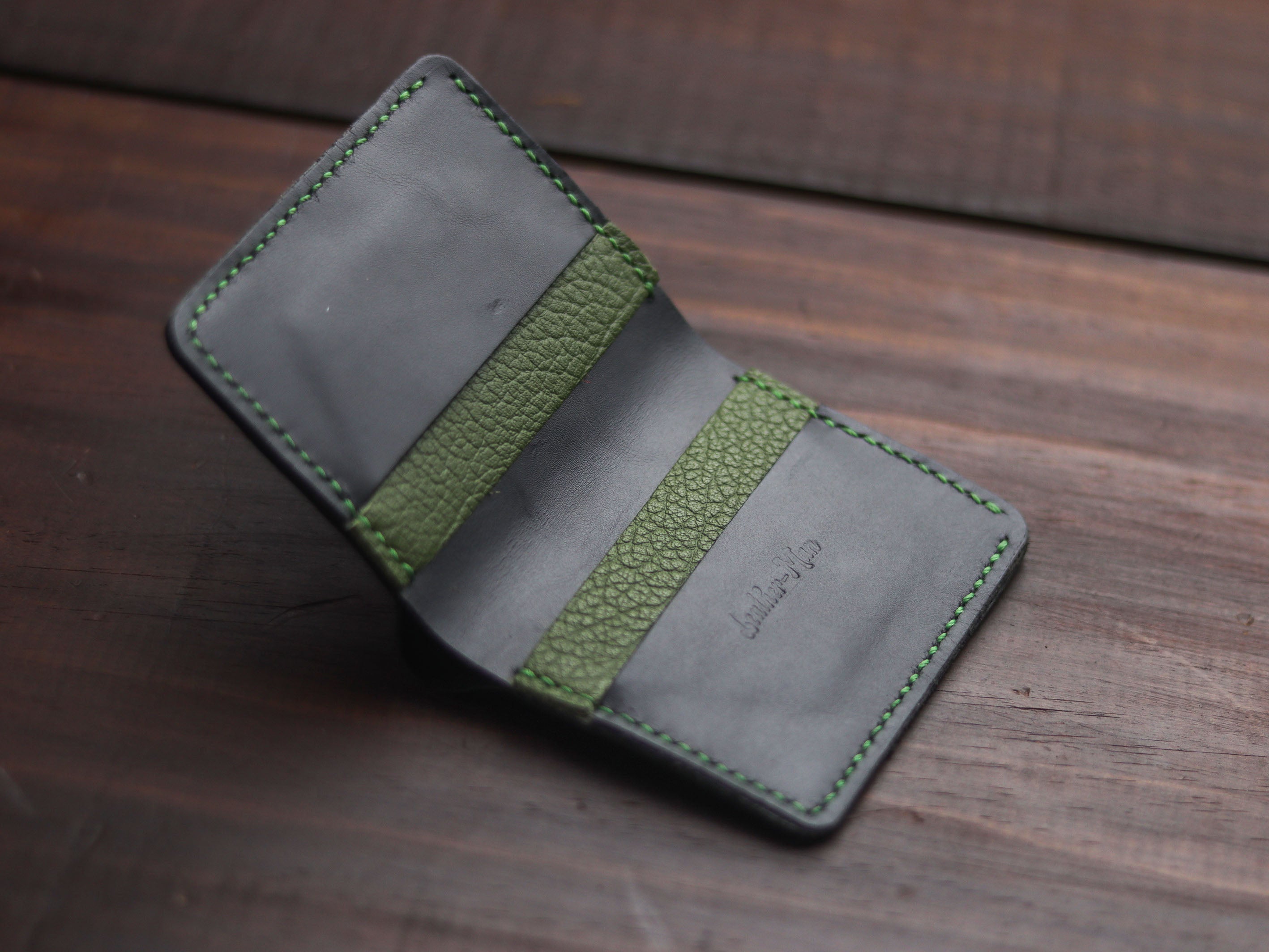 "TRIDENT CLASSIC MINI" BLACK & FOREST GREEN