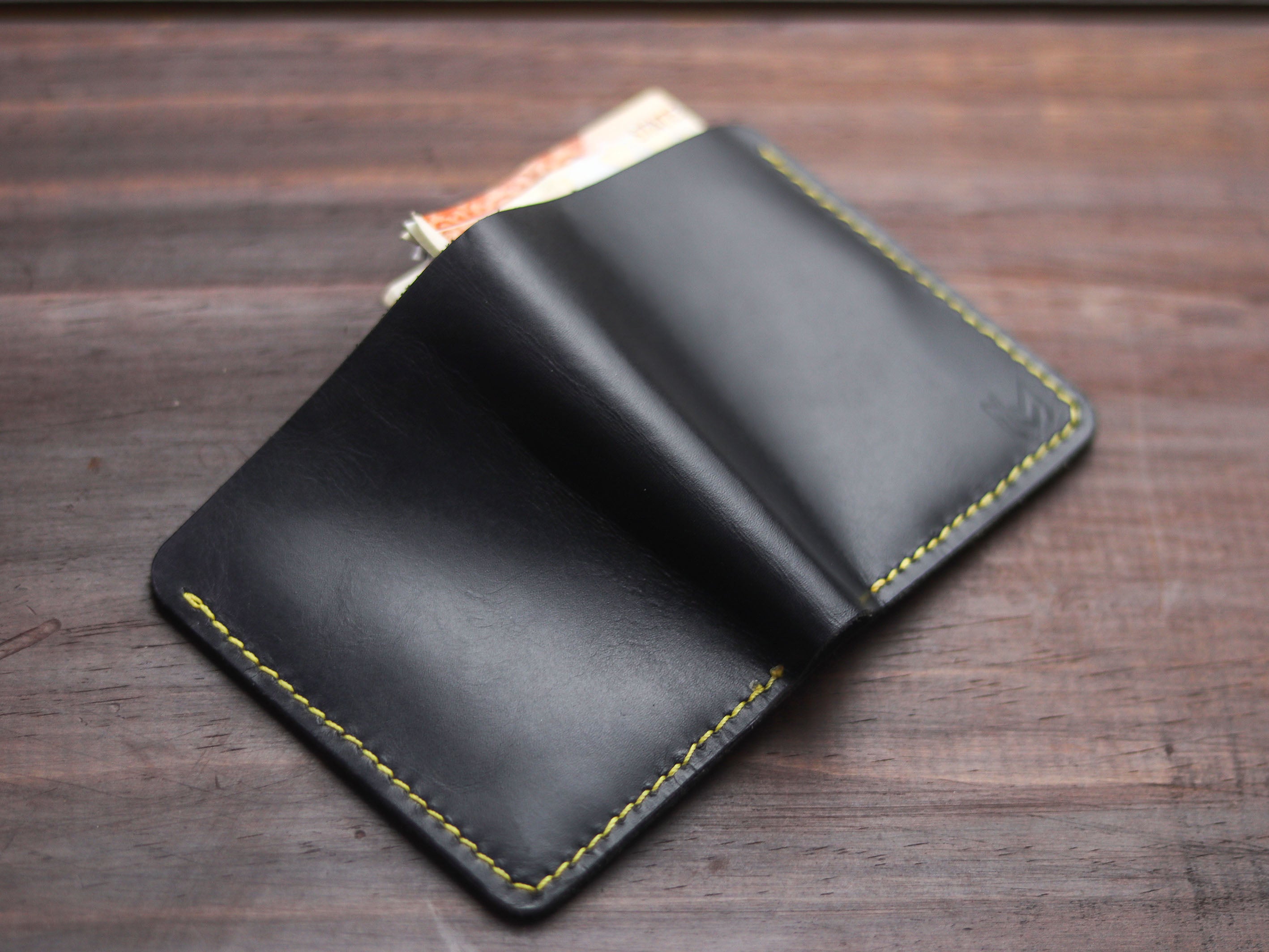 "TRIDENT CLASSIC MINI" BLACK & MUSTARD