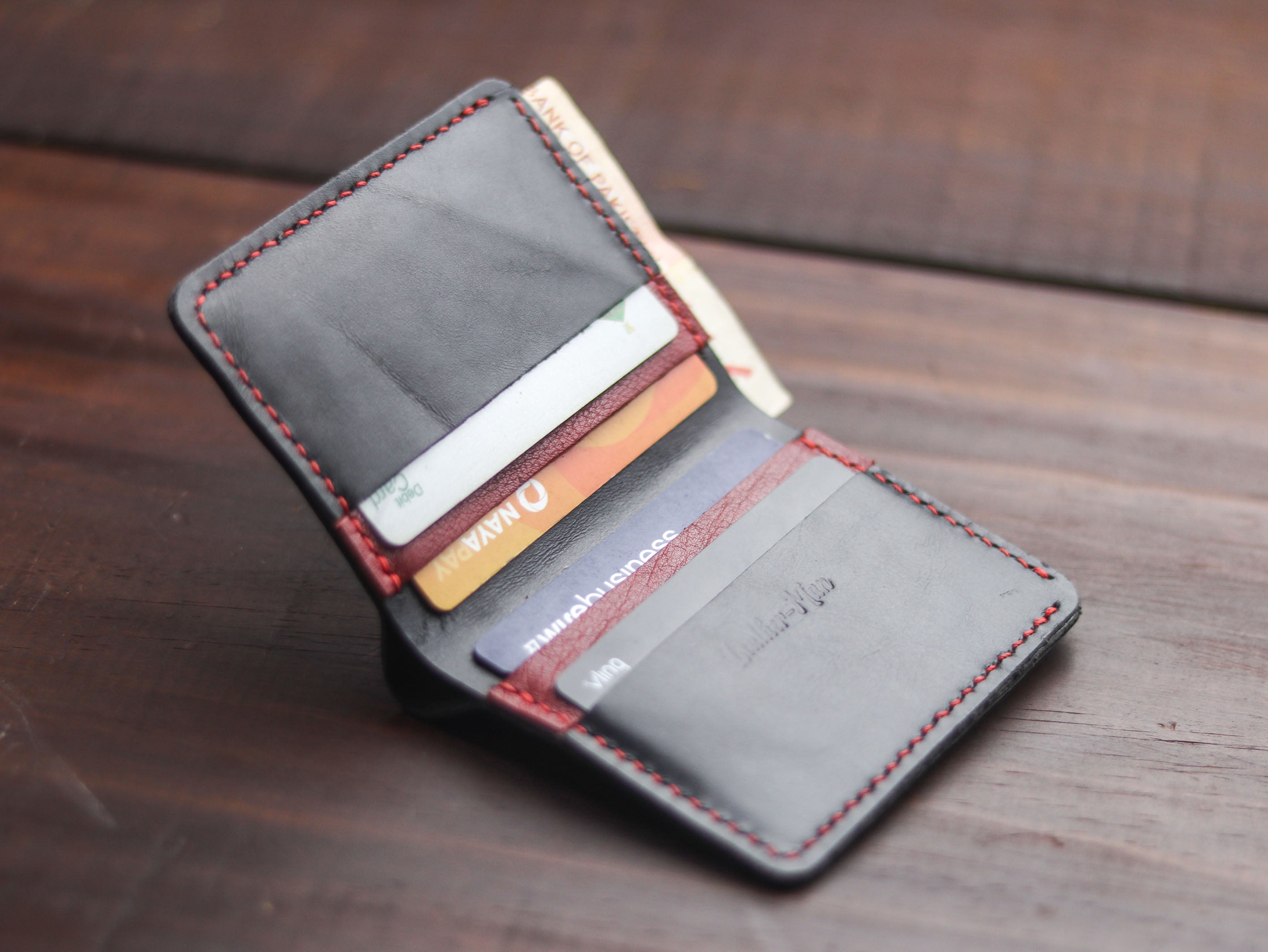 "TRIDENT CLASSIC MINI" BLACK & RED
