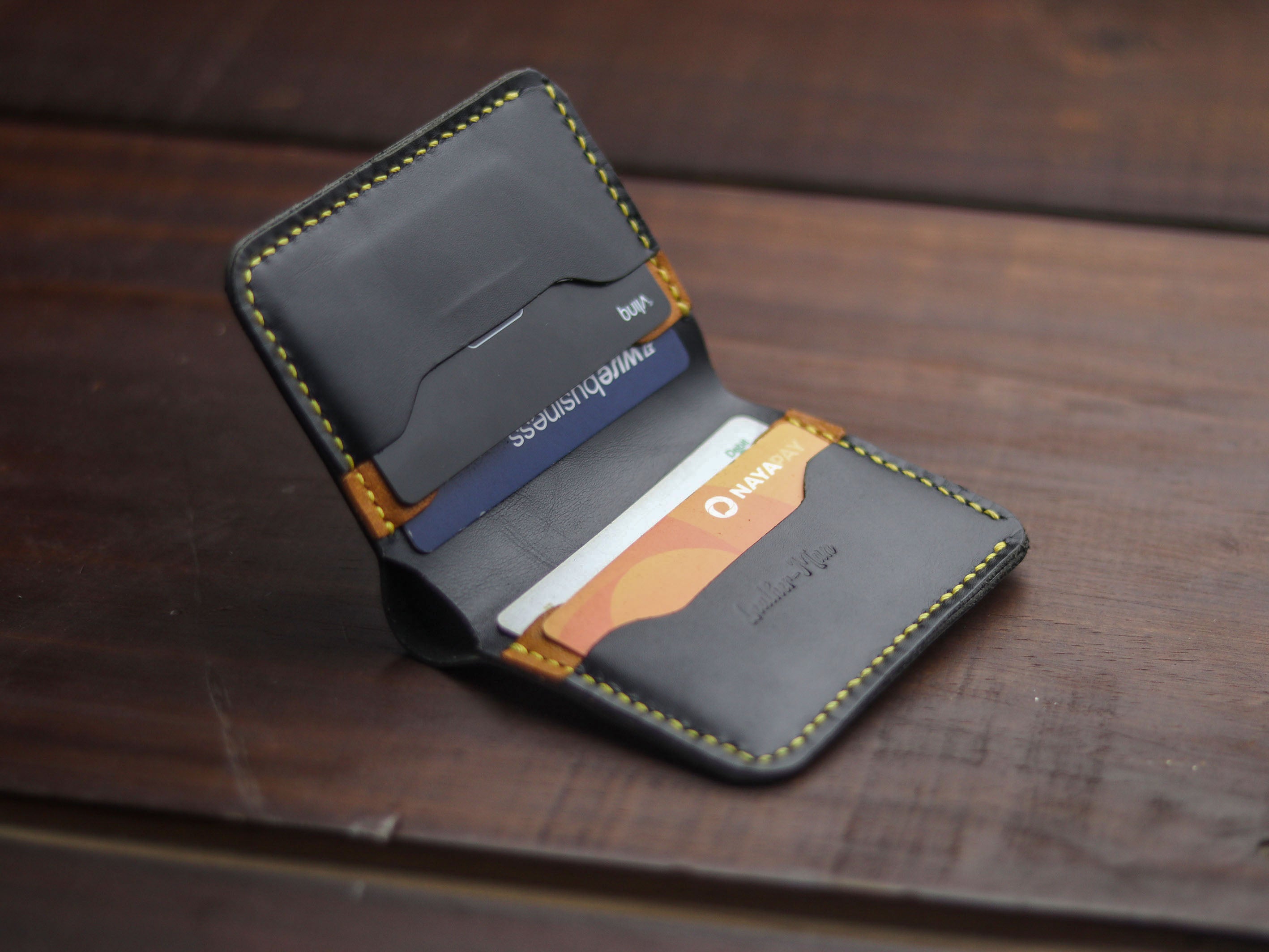 "TRIDENT MINI" BLACK & MUSTARD