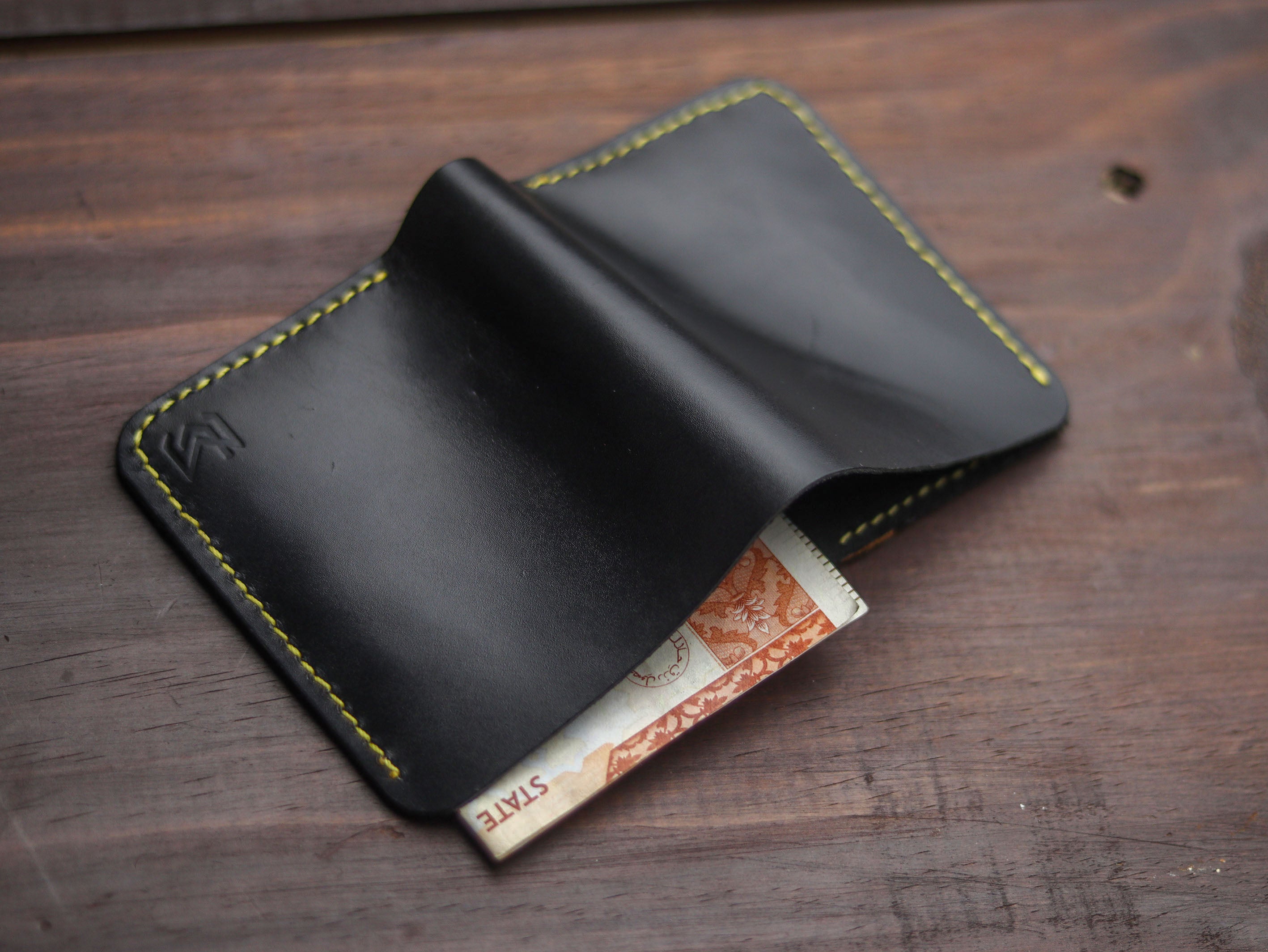 "TRIDENT MINI" BLACK & MUSTARD