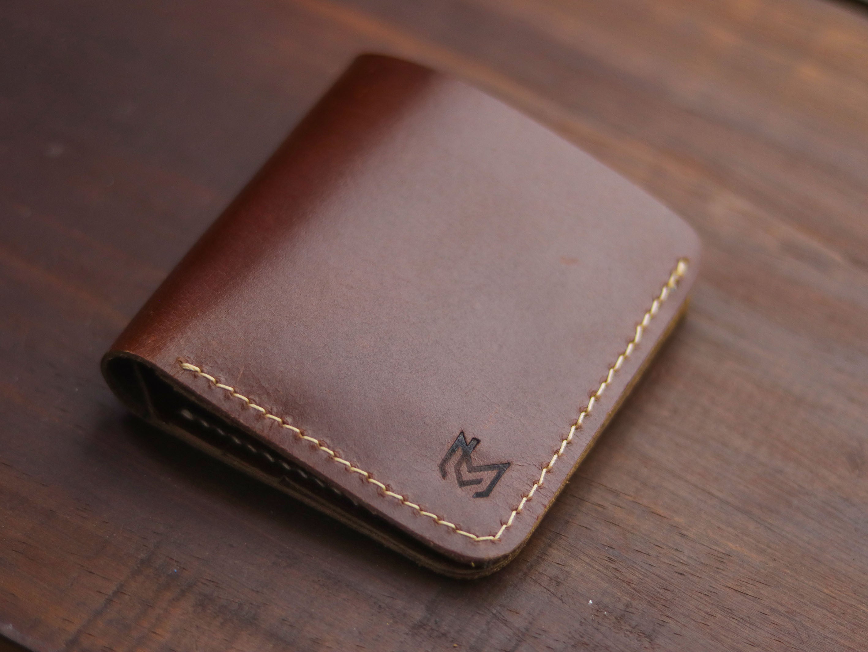 "TRIDENT" WHISKY BROWN